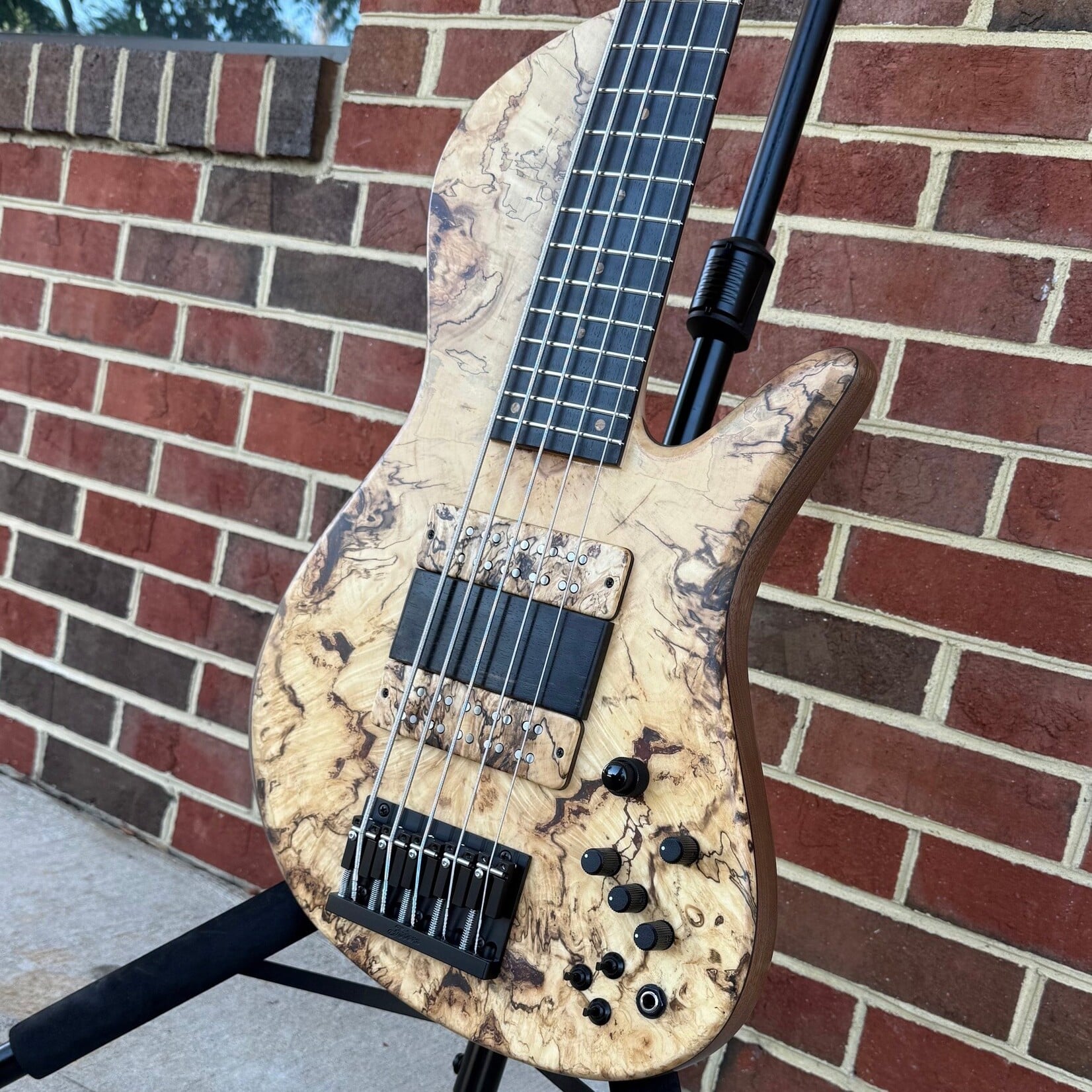 Fodera Fodera Emperor II Elite, Chestnut Burl Top, Walnut Body, Alder Tone Block, Flamed Ebony Fretboard, Flamed Ebony Ramp, Chestnut Dot Inlays, Fodera/Duncan Dual Coil Pickups, Hardshell Case