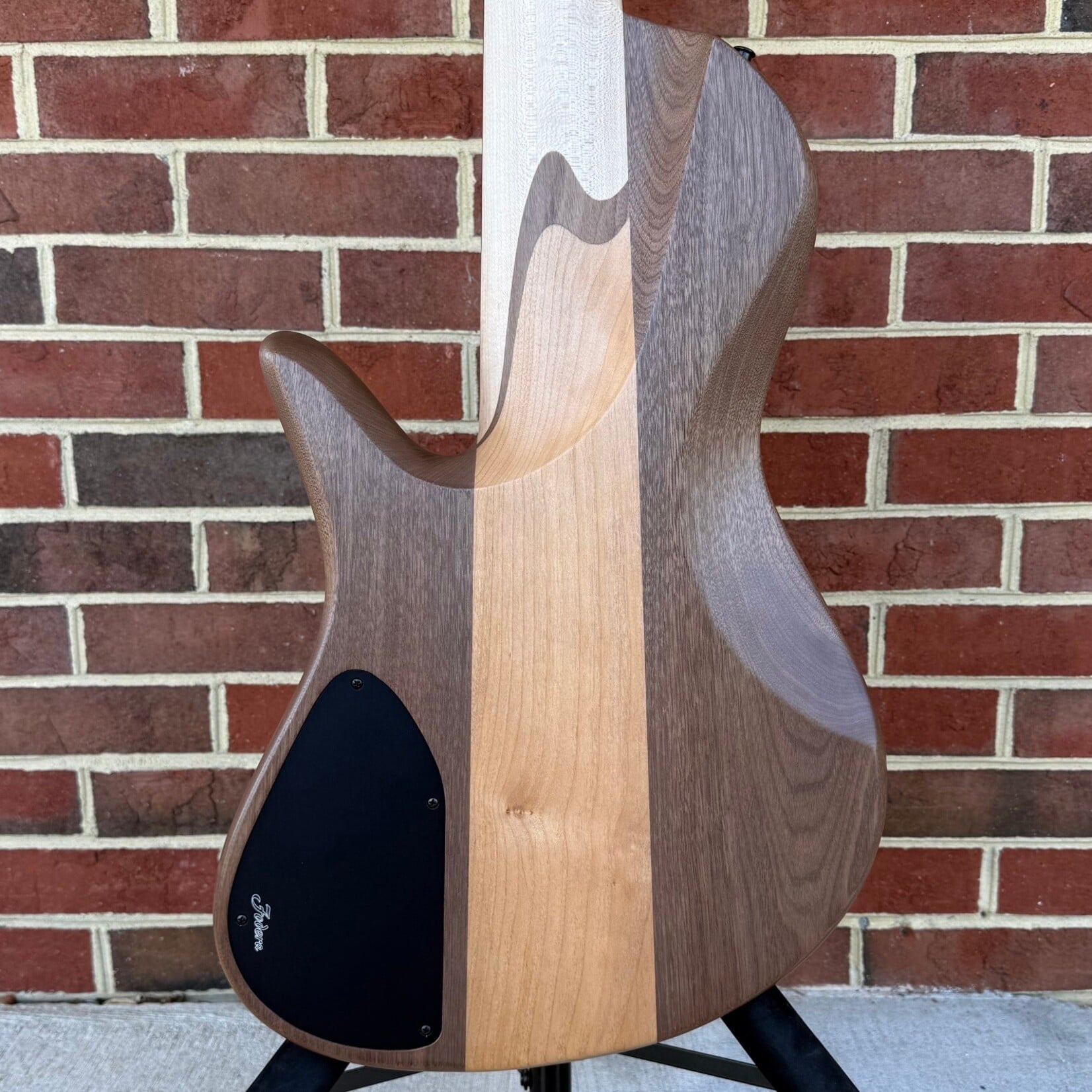Fodera Fodera Emperor II Elite, Chestnut Burl Top, Walnut Body, Alder Tone Block, Flamed Ebony Fretboard, Flamed Ebony Ramp, Chestnut Dot Inlays, Fodera/Duncan Dual Coil Pickups, Hardshell Case