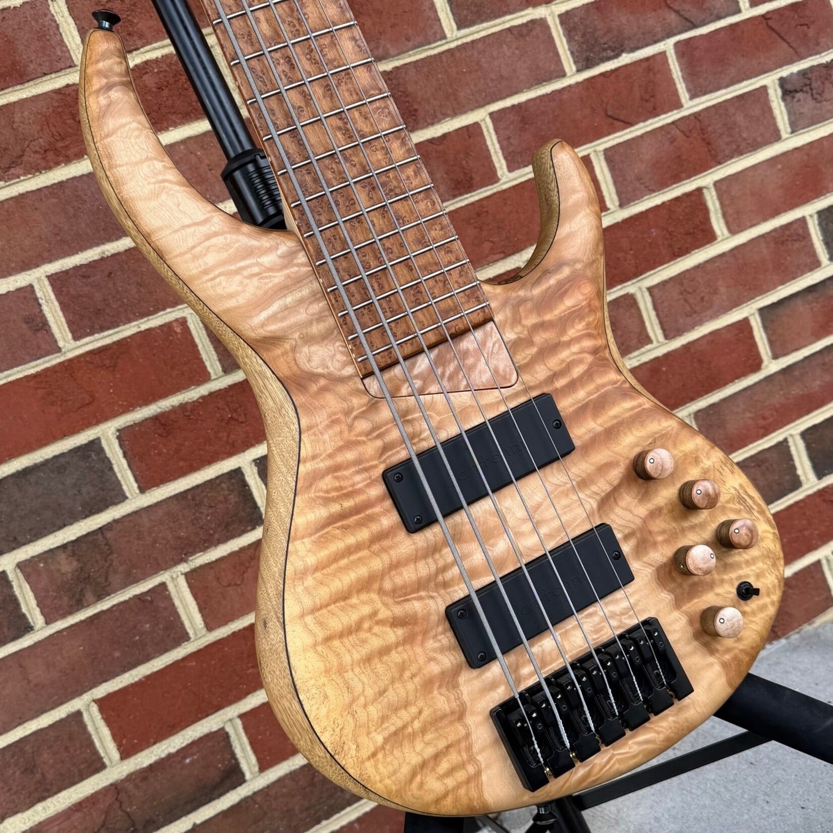 MTD MTD USA 635-24, 2026 Model, Natural, Quilted Maple Top, Black Limba Body, Ash Neck, Roasted Birdseye Maple Fretboard, Matching Knobs, Matching Backplates, MTD World Logo, Custom Bartolini Pickups & Preamp, MTD Deluxe Gig Bag (USED)