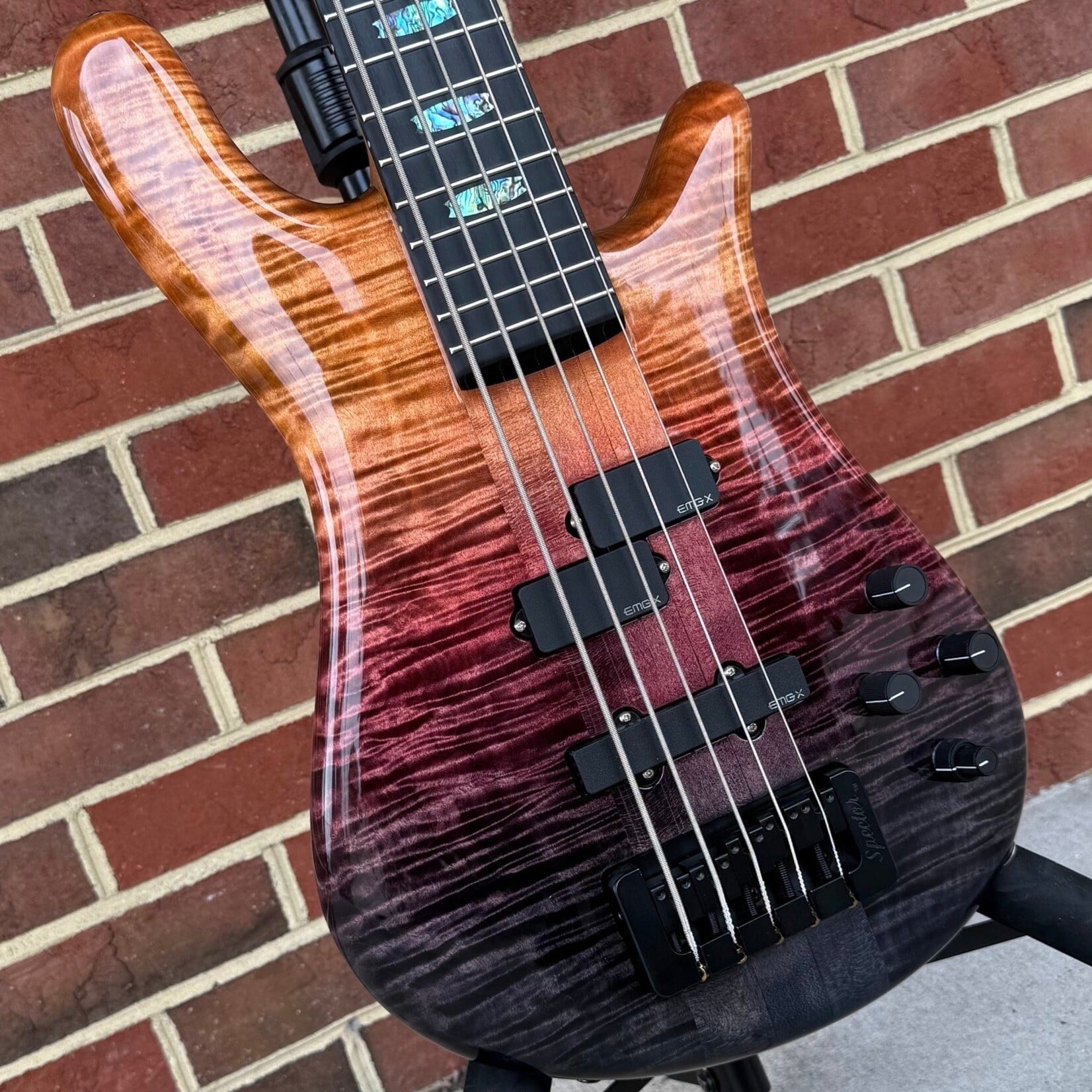 Spector Spector USA NS-5XL, Autumn Sunset, Flame Maple Top, Maple Body, 3pc Maple Neck, Ebony Fretboard, Abalone Crown Inlays, EMG P5X/J5X Pickups, Spector HAZ 18v Preamp, TSA Case
