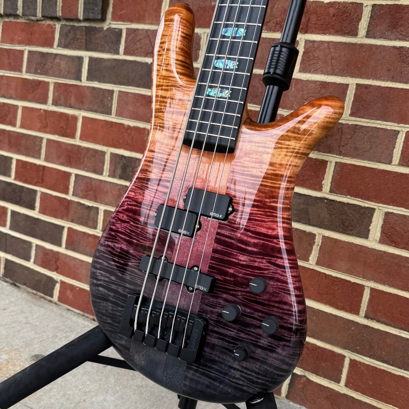 Spector Spector USA NS-5XL, Autumn Sunset, Flame Maple Top, Maple Body, 3pc Maple Neck, Ebony Fretboard, Abalone Crown Inlays, EMG P5X/J5X Pickups, Spector HAZ 18v Preamp, TSA Case