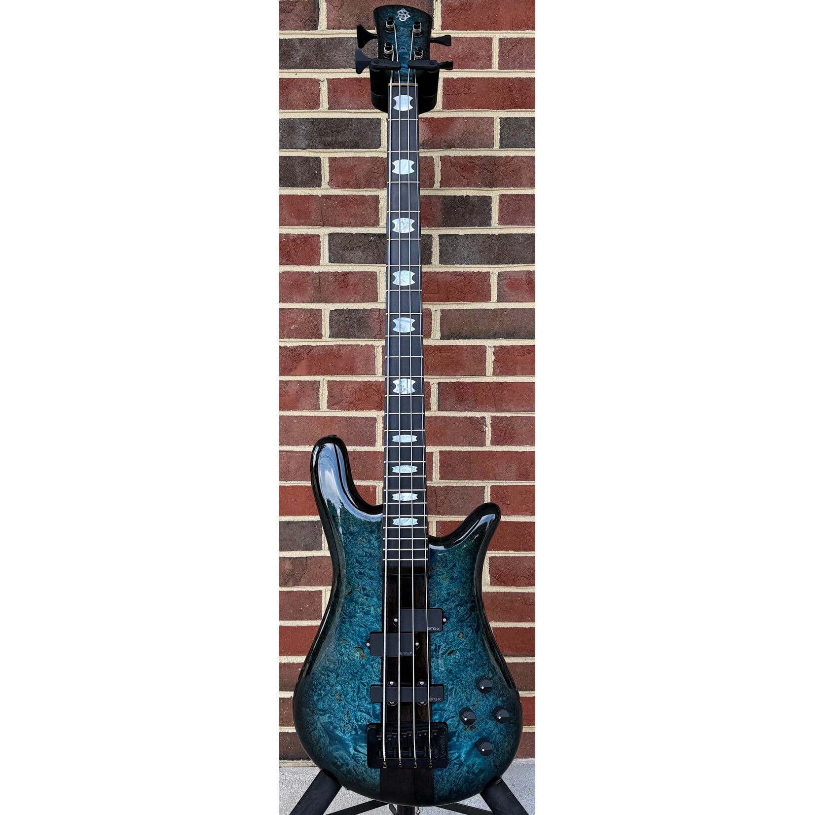 Spector Spector USA NS-2, Inferno Blue Burst, Maple Burl Top, Swamp Ash Body, 3pc Roasted Maple Neck, Ebony Fretboard, Mother of Pearl Crown Inlays, EMG PX/SJX Set, HAZ 9v, TSA Case