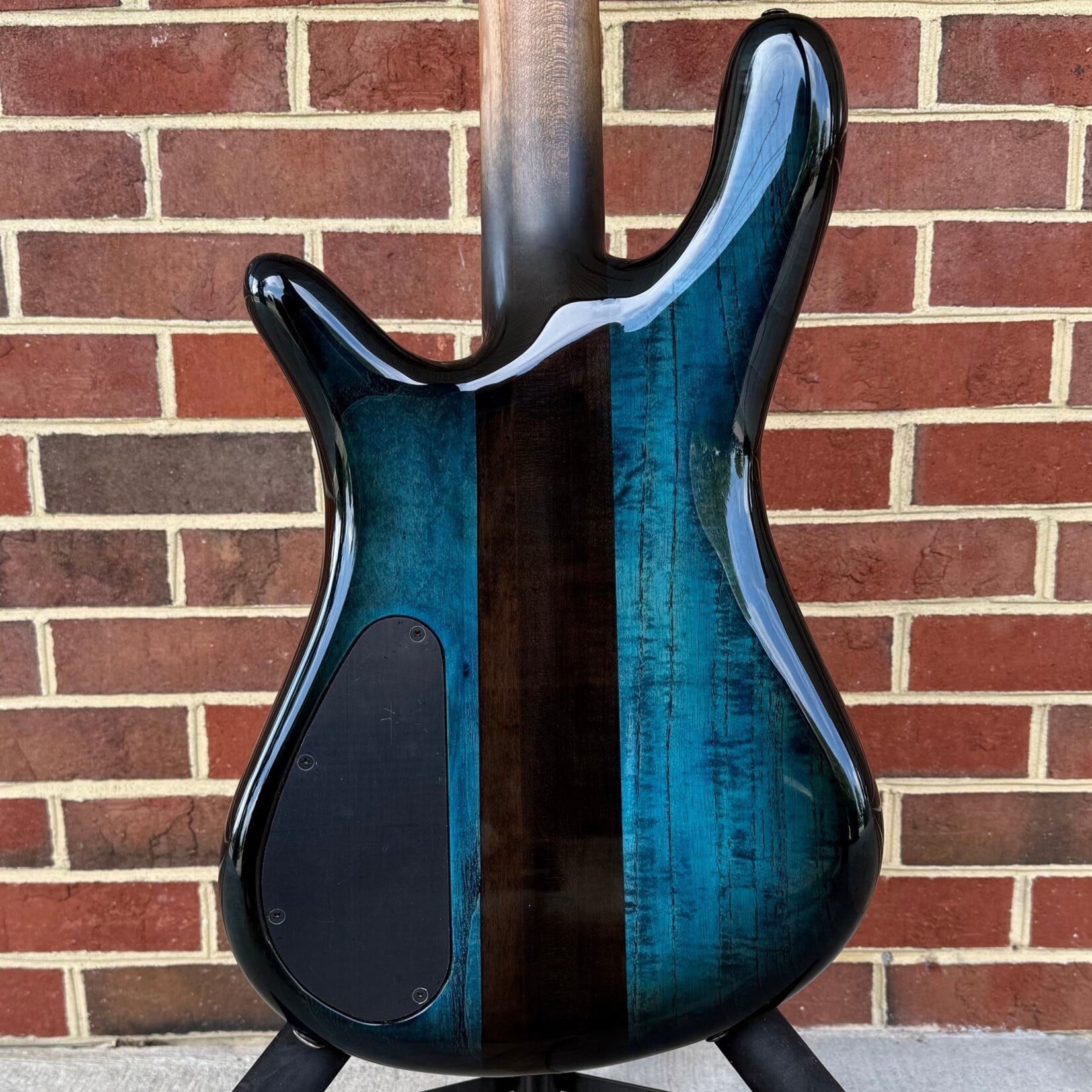 Spector Spector USA NS-2, Inferno Blue Burst, Maple Burl Top, Swamp Ash Body, 3pc Roasted Maple Neck, Ebony Fretboard, Mother of Pearl Crown Inlays, EMG PX/SJX Set, HAZ 9v, TSA Case