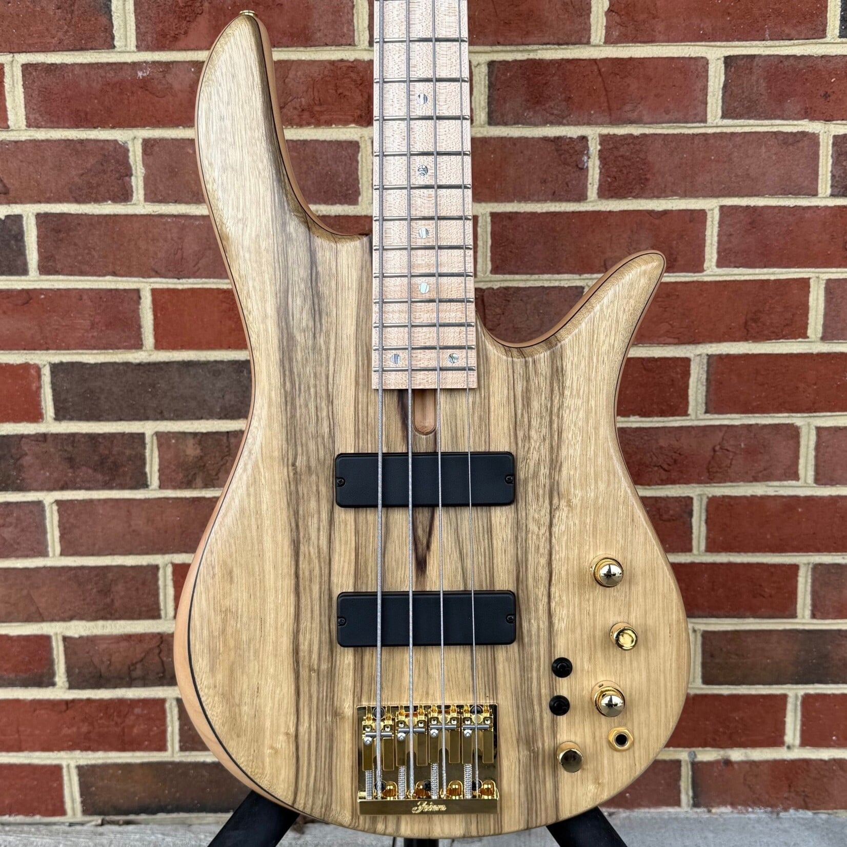 Fodera Fodera Monarch 4 Standard Special, Sweetwater Exclusive, Black Limba Top, Alder Body, Maple Neck & Fretboard, Duncan Dual Coil Pickups, Hardshell Case (USED)