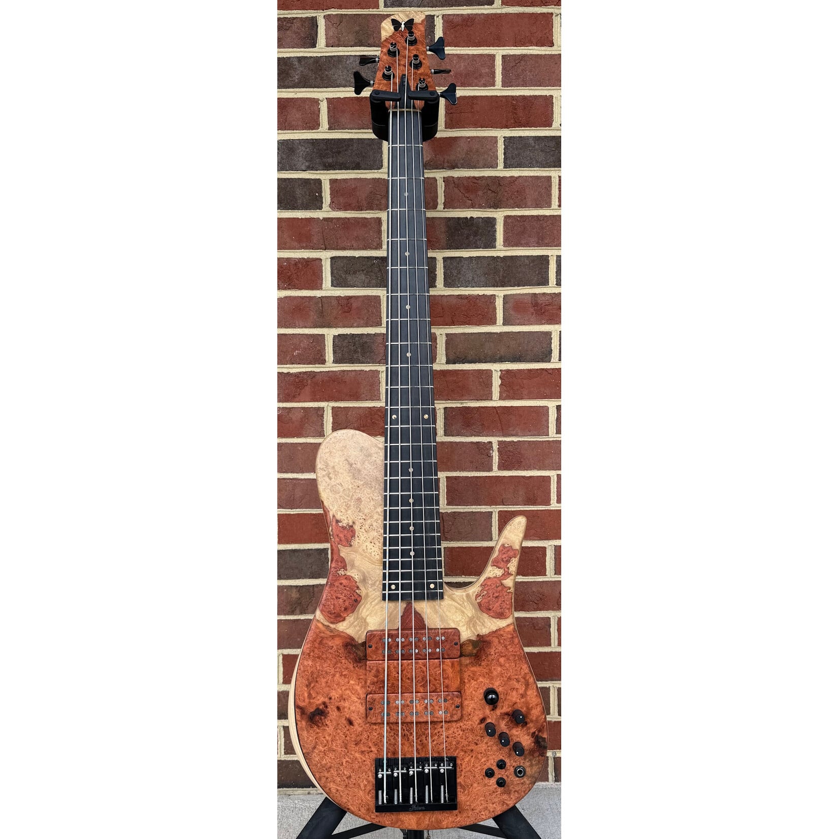 Fodera Fodera Imperial Elite 5, Ambonya Burl Top, Ash Body Wings, Alder Tone Block, Ebony Fretboard, Ambonya Burl Ramp, Fodera/Duncan Dual Coil Pickups with Ambonya Burl Covers, Fodera x Trickfish Preamp, Hardshell Case