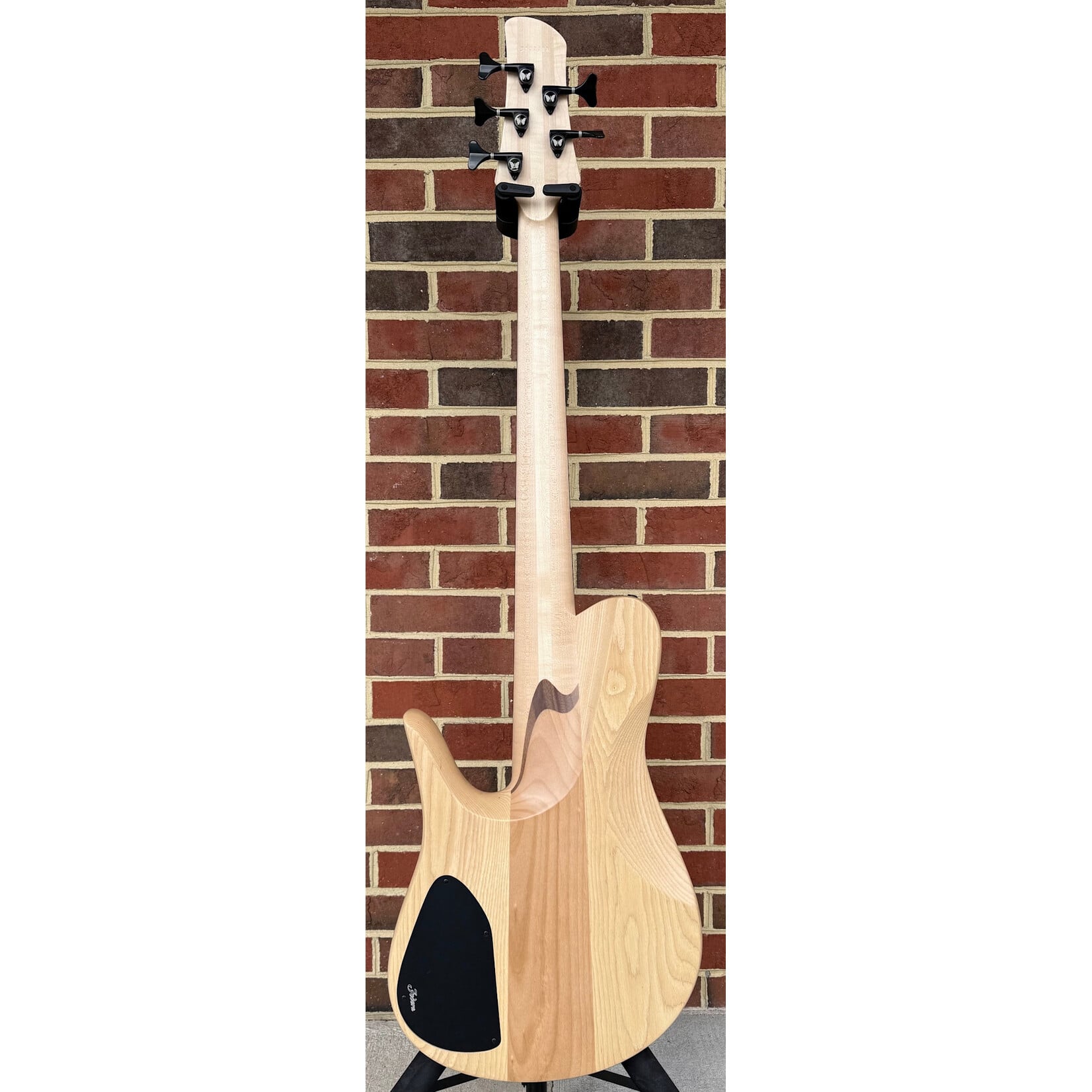 Fodera Fodera Imperial Elite 5, Ambonya Burl Top, Ash Body Wings, Alder Tone Block, Ebony Fretboard, Ambonya Burl Ramp, Fodera/Duncan Dual Coil Pickups with Ambonya Burl Covers, Fodera x Trickfish Preamp, Hardshell Case