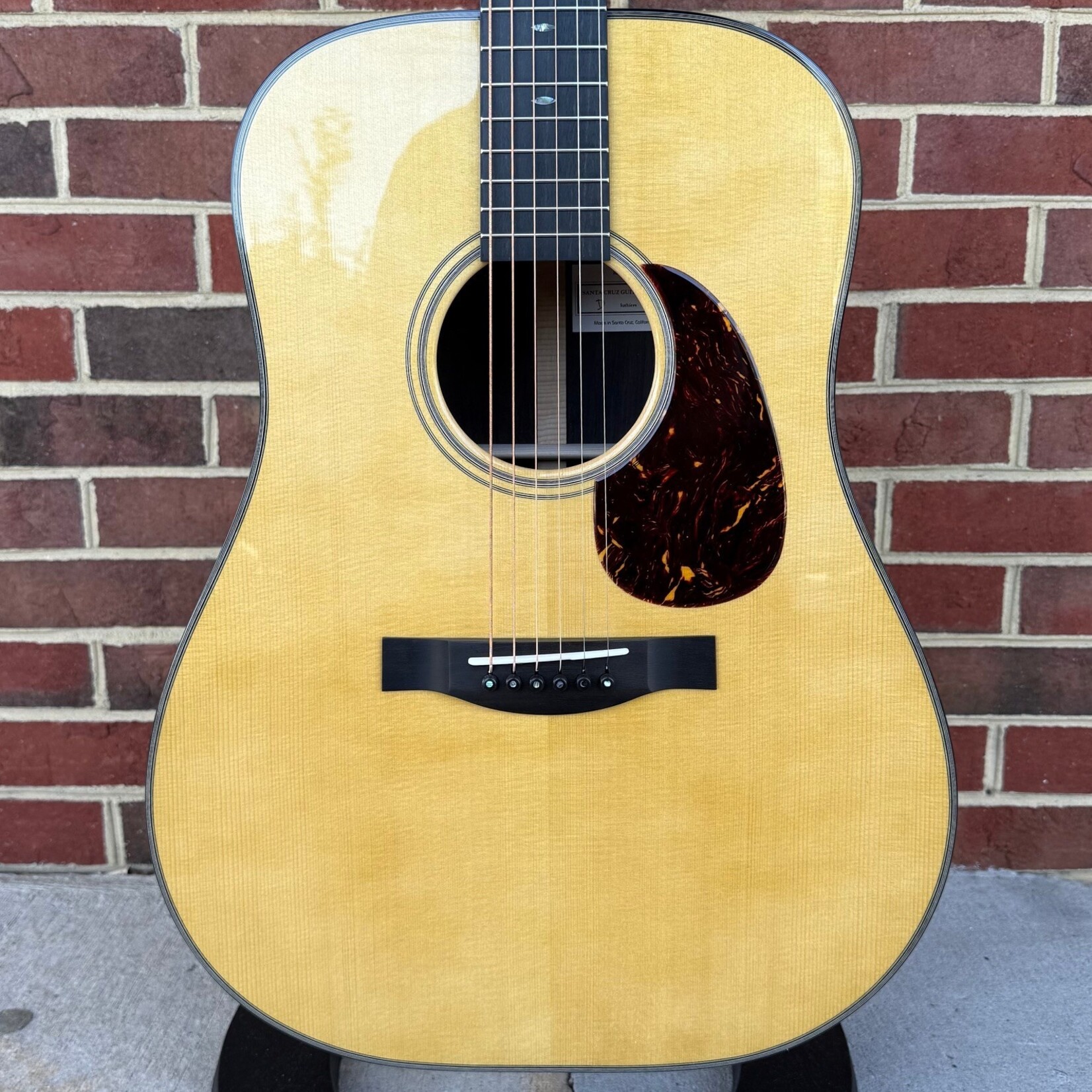 Santa Cruz Guitar Co. Santa Cruz Custom D, German Spruce Top - Vintage Tint, African Blackwood Back & Sides, Black Binding, Koa Back Strip and Tail Strip, 45 Style Abalone Inlays, Hardshell Case