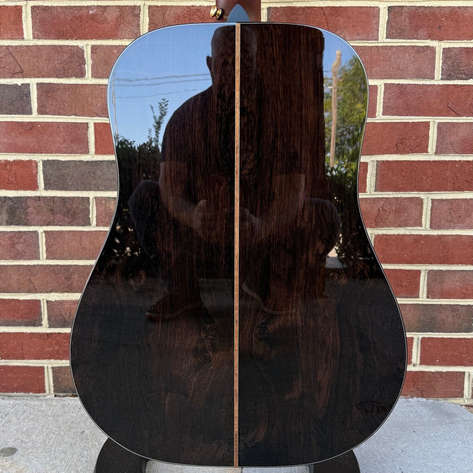 Santa Cruz Guitar Co. Santa Cruz Custom D, German Spruce Top - Vintage Tint, African Blackwood Back & Sides, Black Binding, Koa Back Strip and Tail Strip, 45 Style Abalone Inlays, Hardshell Case