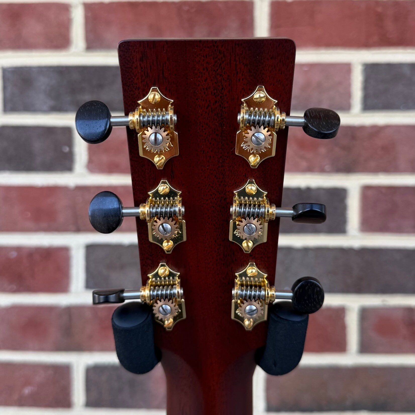 Santa Cruz Guitar Co. Santa Cruz Custom D, German Spruce Top - Vintage Tint, African Blackwood Back & Sides, Black Binding, Koa Back Strip and Tail Strip, 45 Style Abalone Inlays, Hardshell Case