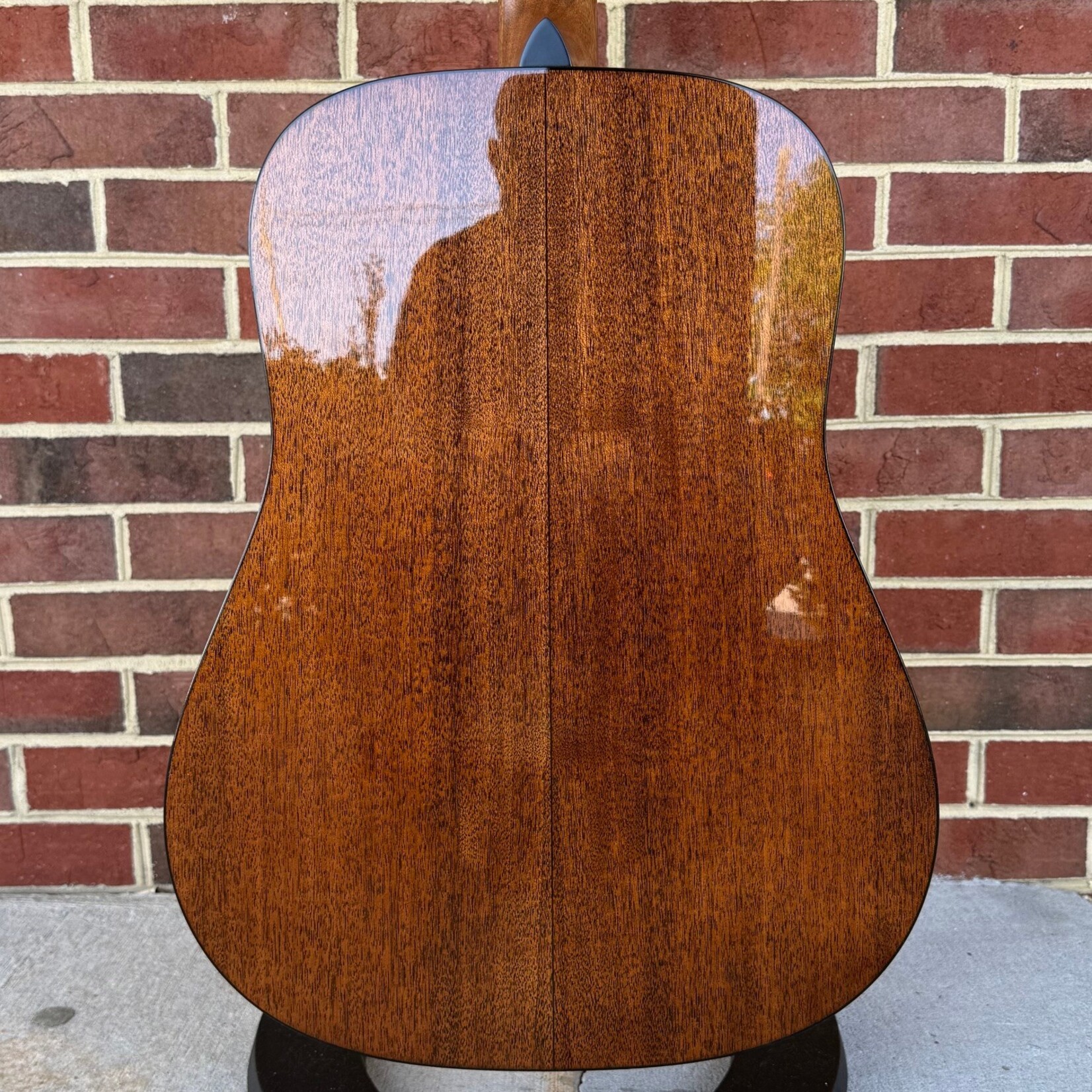 Martin Martin D-18, Spruce Top, Mahogany Back & Sides, Ebony Bridge & Fretboard, Hardshell Case