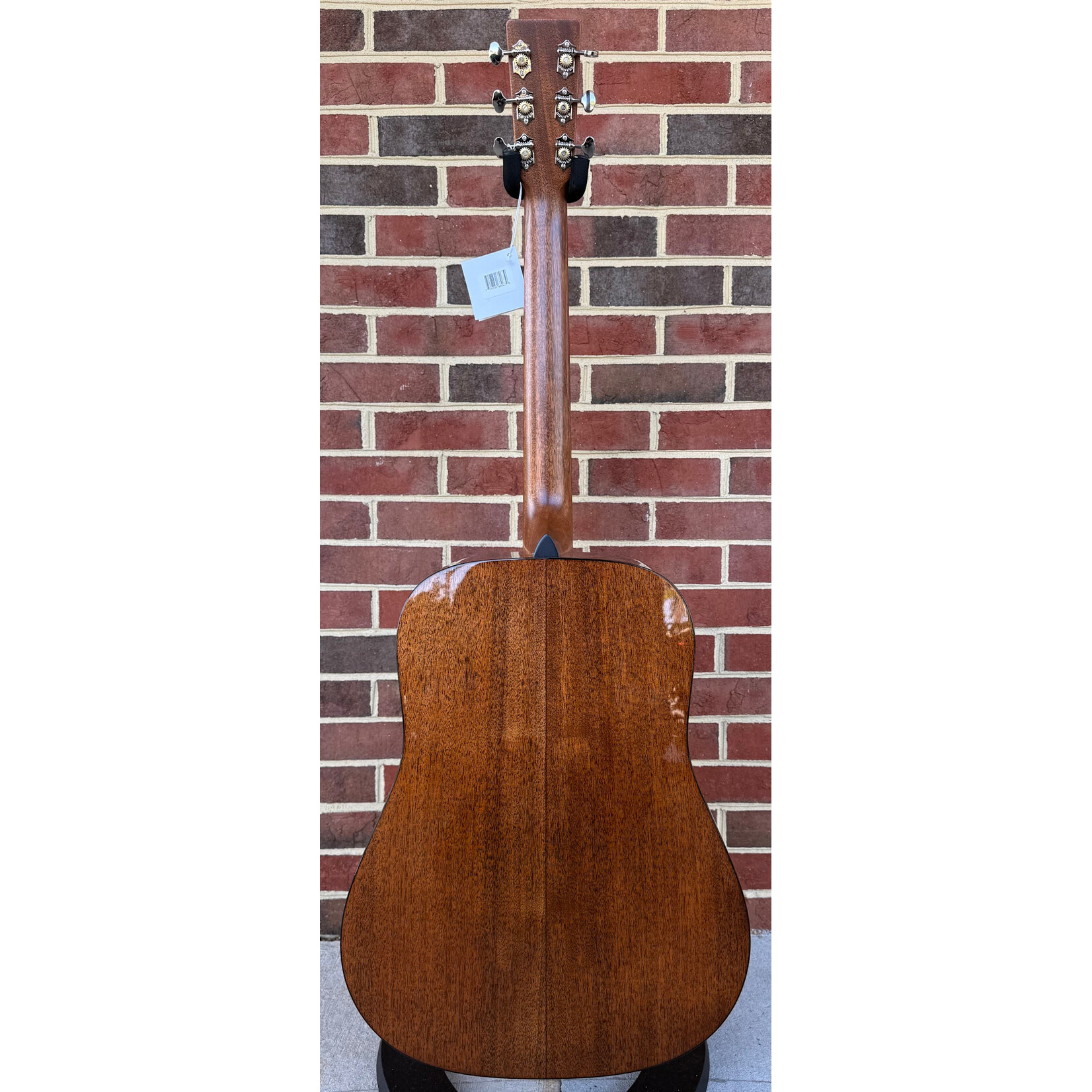Martin Martin D-18, Spruce Top, Mahogany Back & Sides, Ebony Bridge & Fretboard, Hardshell Case