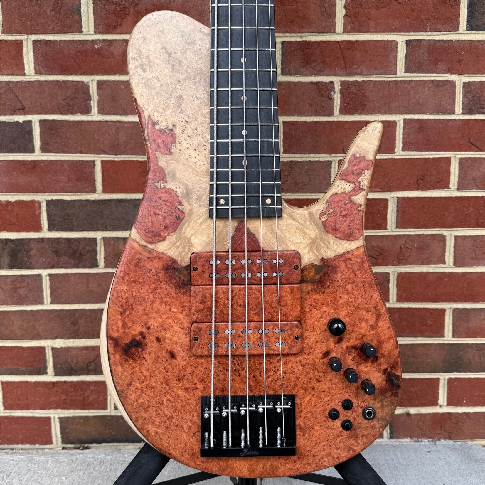 Fodera Fodera Imperial Elite 5, Ambonya Burl Top, Ash Body Wings, Alder Tone Block, Ebony Fretboard, Ambonya Burl Ramp, Fodera/Duncan Dual Coil Pickups with Ambonya Burl Covers, Fodera x Trickfish Preamp, Hardshell Case
