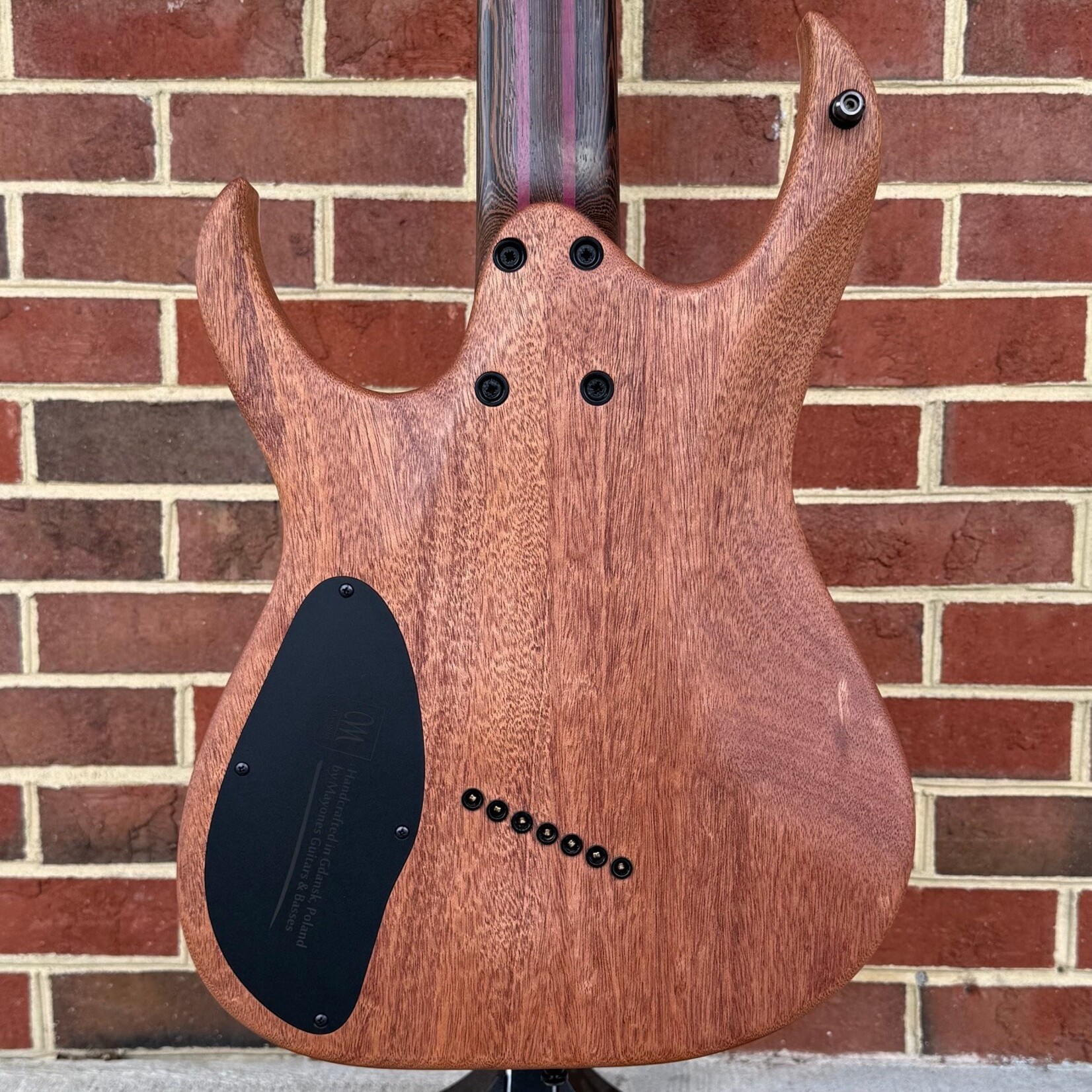 Mayones Mayones Duvell Elite VF 7, Lava Burst Gloss Top, 4A Eye Poplar Top, Mahogany Body, 5pc Wenge/Purpleheart Neck, Ebony Fretboard, Mayones Nola Bridge, Velvetrone Ironside + Solium Pickups, Mayones Hybrid Case
