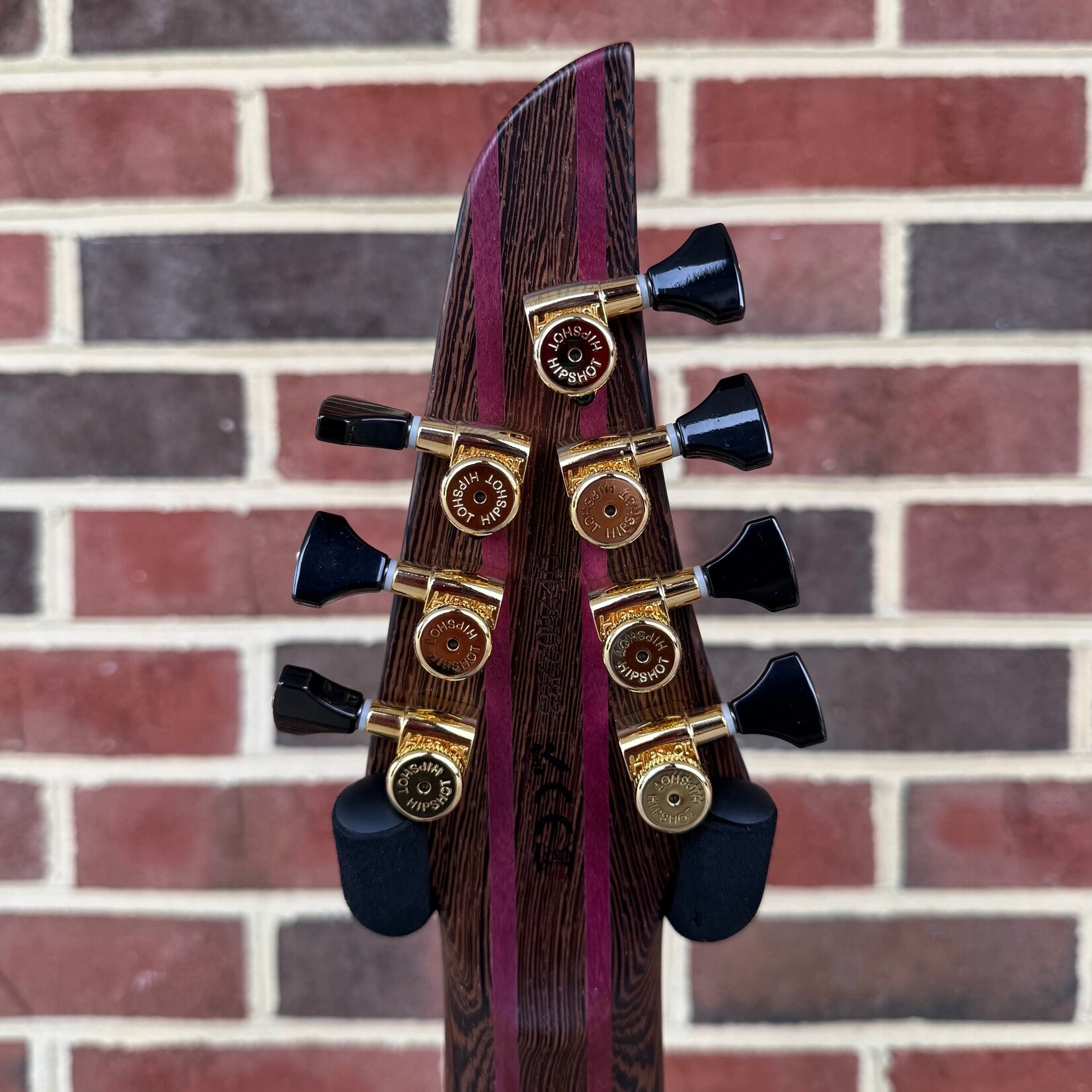 Mayones Mayones Duvell Elite VF 7, Lava Burst Gloss Top, 4A Eye Poplar Top, Mahogany Body, 5pc Wenge/Purpleheart Neck, Ebony Fretboard, Mayones Nola Bridge, Velvetrone Ironside + Solium Pickups, Mayones Hybrid Case