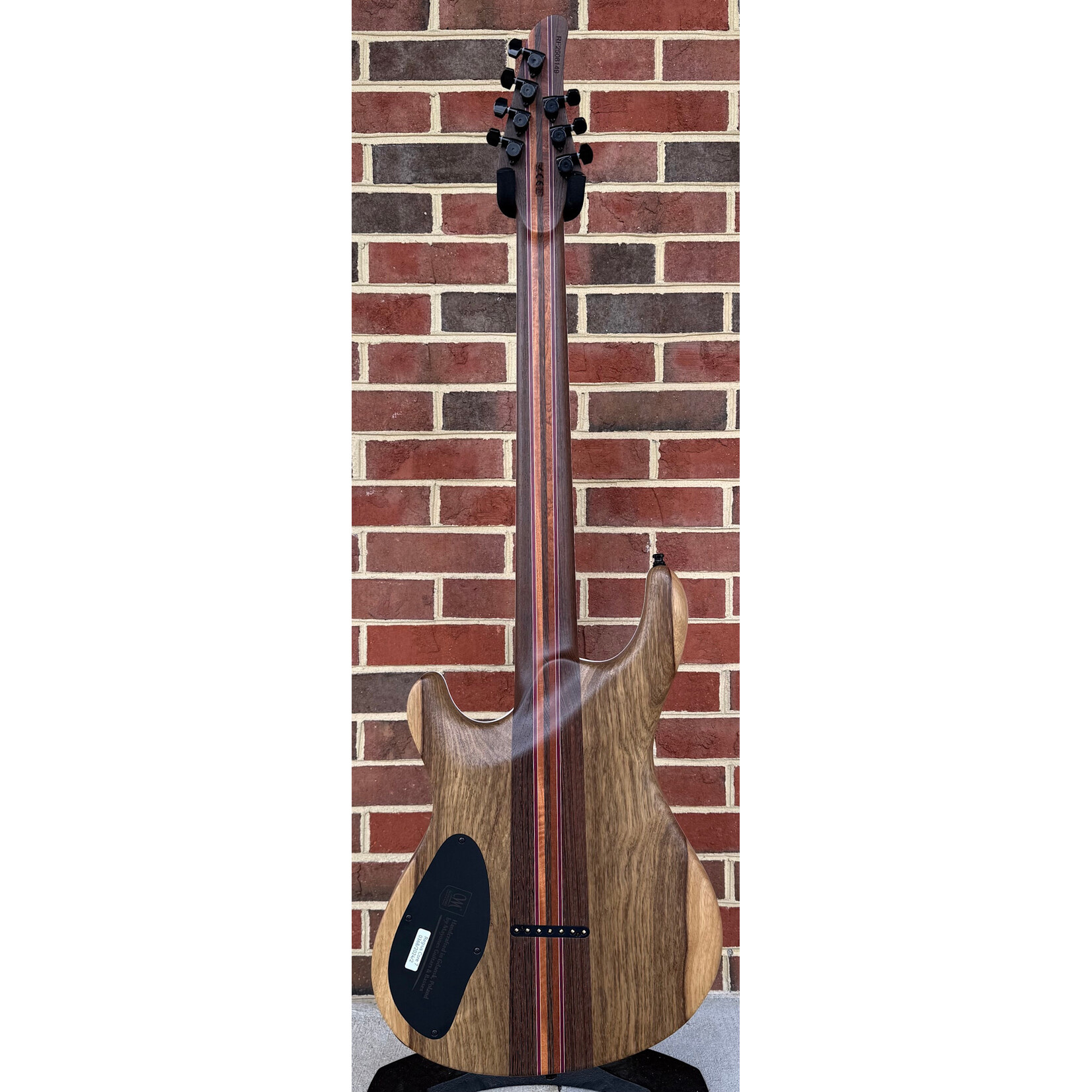Mayones Mayones Regius Core 7 B26.5, Galaxy Eye Black, 5A Maple Burl Top, Black Limba Body, 11pc Wenge/Mahogany/Purpleheart/Maple Neck, Ebony Fretboard, Hipshot Bridge, Clockwork Knobs, Velvetrone Ironside + Solium Pickups, Mayones Hybrid Double Deck Case