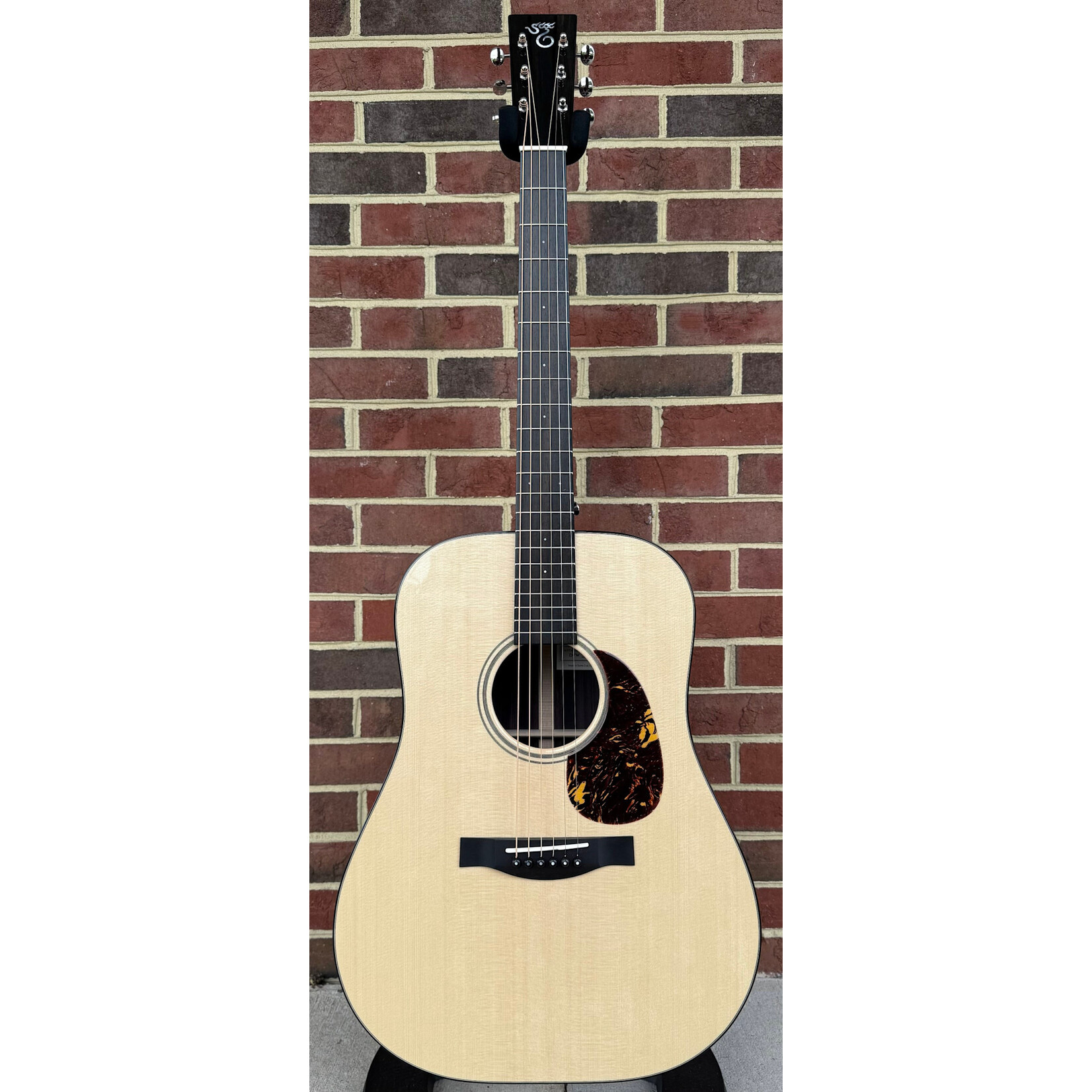 Santa Cruz Guitar Co. Santa Cruz Custom D/PW, Sitka Spruce Top, East Indian Rosewood Back & Sides, Adirondack Bracing w/ Hot Hide Glue, Ebony Fretboard & Bridge, Hardshell Case