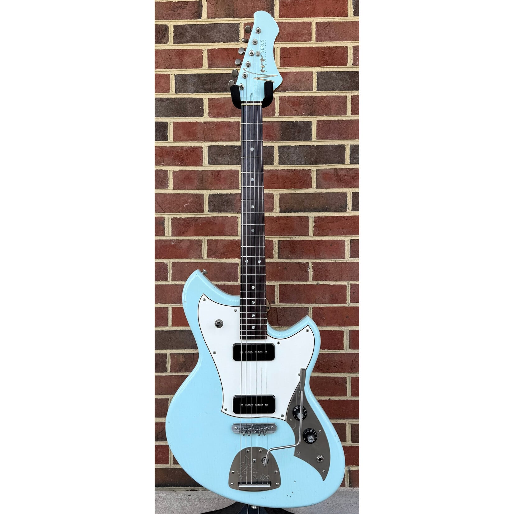 Novo Guitars Novo Guitars Serus J, Sonic Blue, Tempered Pine Body, Light Distress, Tempered Maple Neck, East Indian Rosewood Fretboard, Matching Headstock, 3-ply Parchment Pickguard, Fralin P-90s, Novo Deluxe Gig Bag