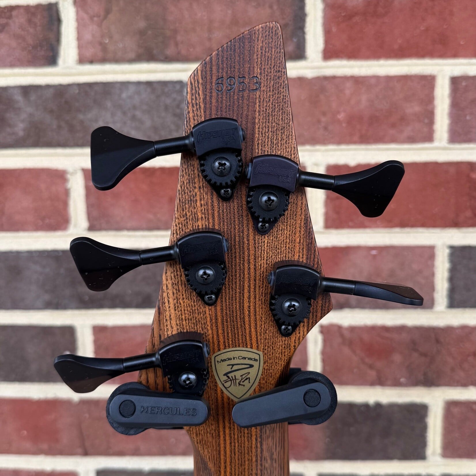 Dingwall Dingwall Z3 Custom 5-String, Buckeye Burl Top, Wenge Contrast Layer, Dual Density Swamp Ash Body, D-Roc Rotary, Roasted Ash Neck, Macassar Ebony Fretboard, Buckeye Burl Block Inlays, Luminlay Side Dots, Dingwall Deluxe Gig Bag