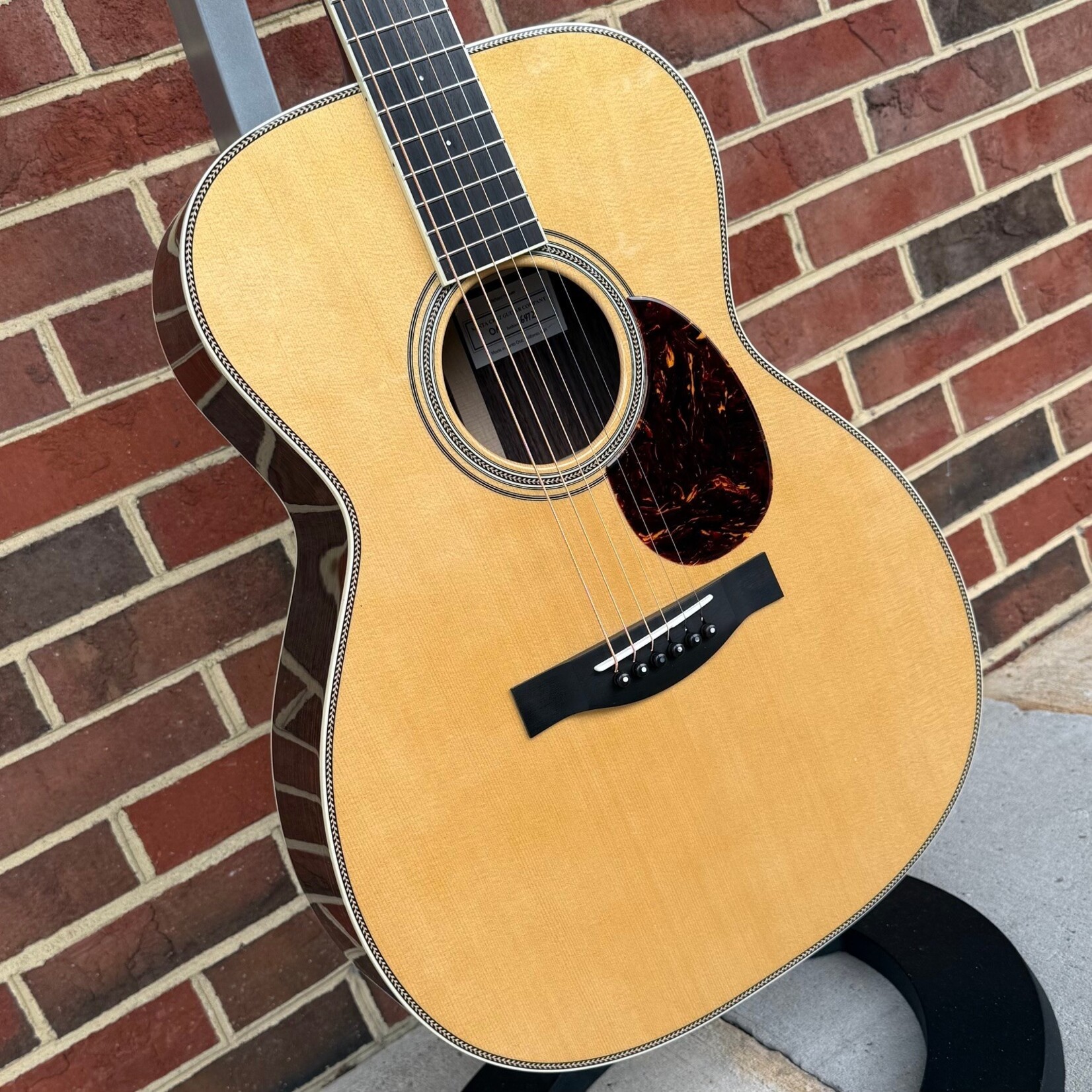 Santa Cruz Guitar Co. Santa Cruz OM, Sitka Spruce Top, Vintage Tint, Indian Rosewood Back & Sides, Mahogany Neck, Ebony Fretboard & Bridge, Adirondack Bracing w/ Hot Hide Glue, Hardshell Case
