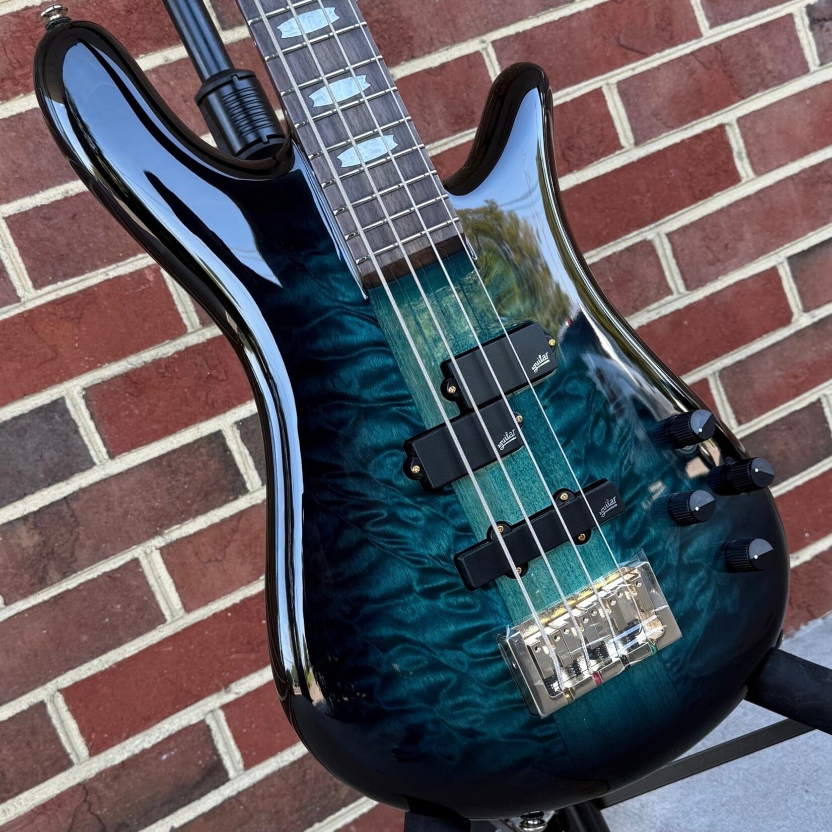 Spector Spector Icon NS-2 Neck Through, Black and Blue, Aguilar DCB Pickups, Aguilar OBP-2 Preamp, Gig Bag