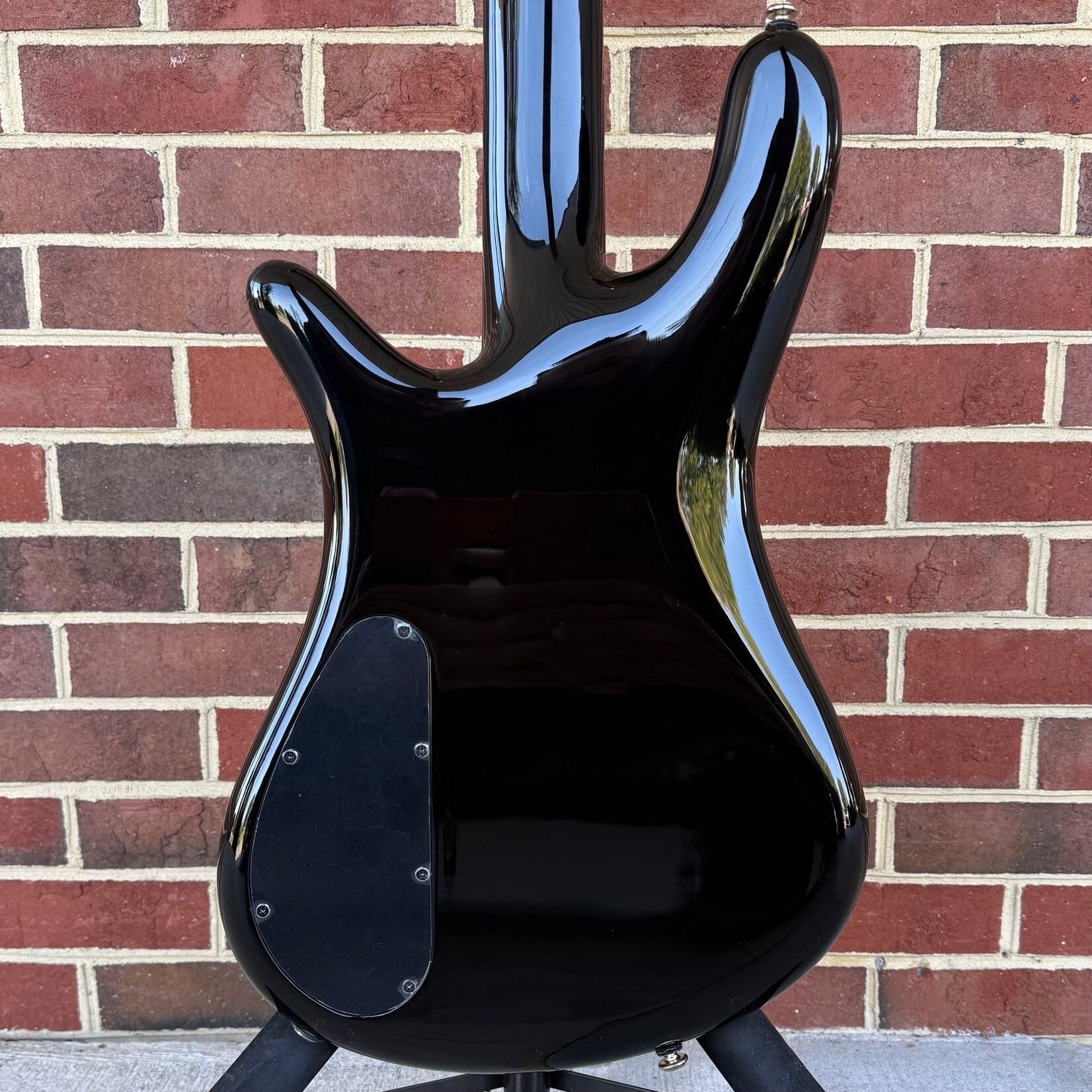 Spector Spector Icon NS-2 Neck Through, Black and Blue, Aguilar DCB Pickups, Aguilar OBP-2 Preamp, Gig Bag