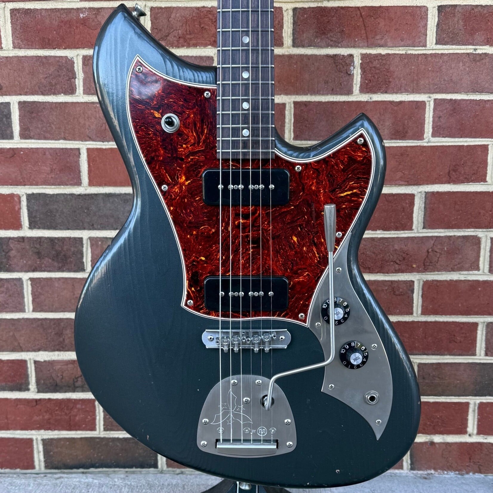 Novo Guitars Novo Guitars Serus J, Charcoal Frost, Tempered Pine Body, Light Distress, Tempered Maple Neck, East Indian Rosewood Fretboard, Matching Headstock, Tortoise Shell Pickguard, Novo Deluxe Gig Bag
