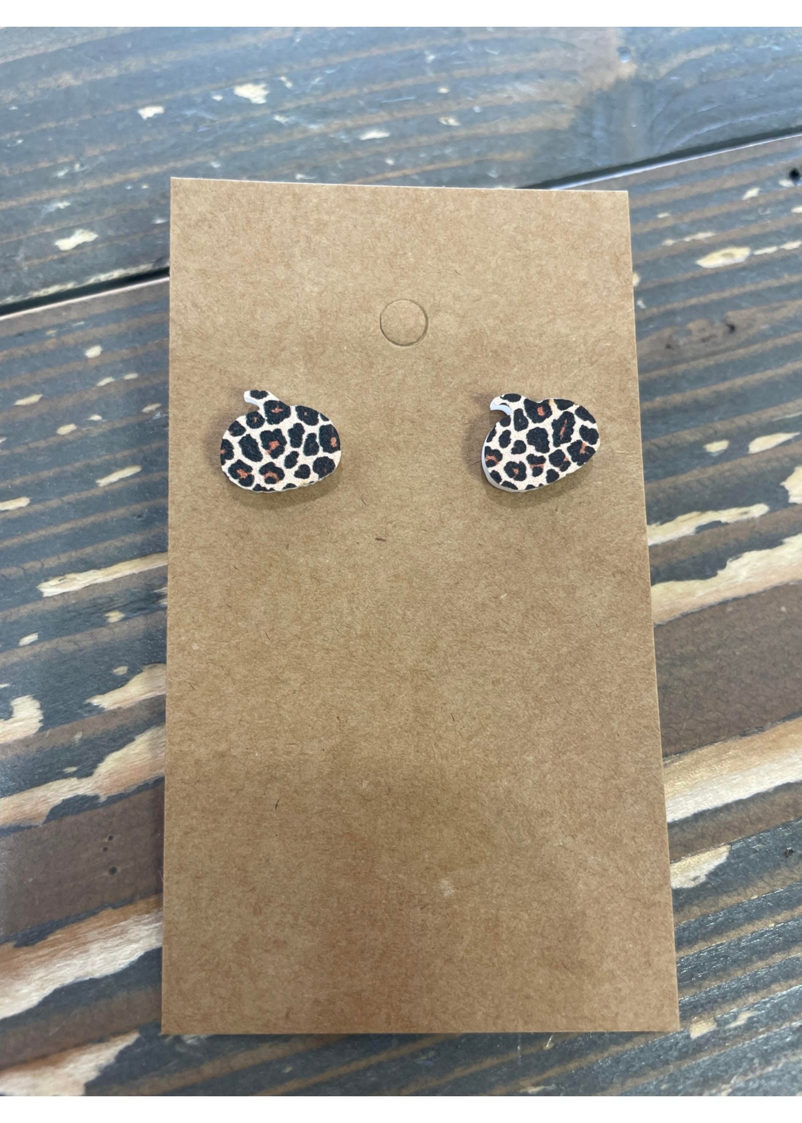 Leopard Pumpkin Studs