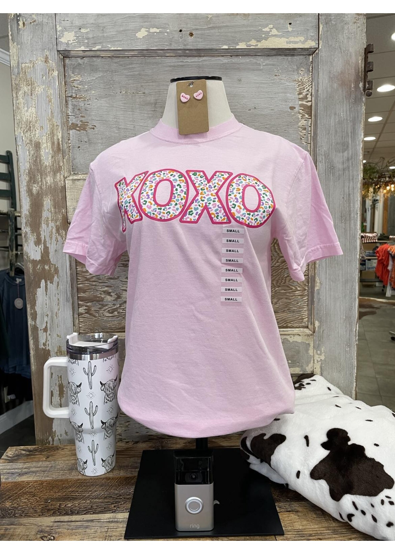 XOXO Leopard Tee (2 colors)