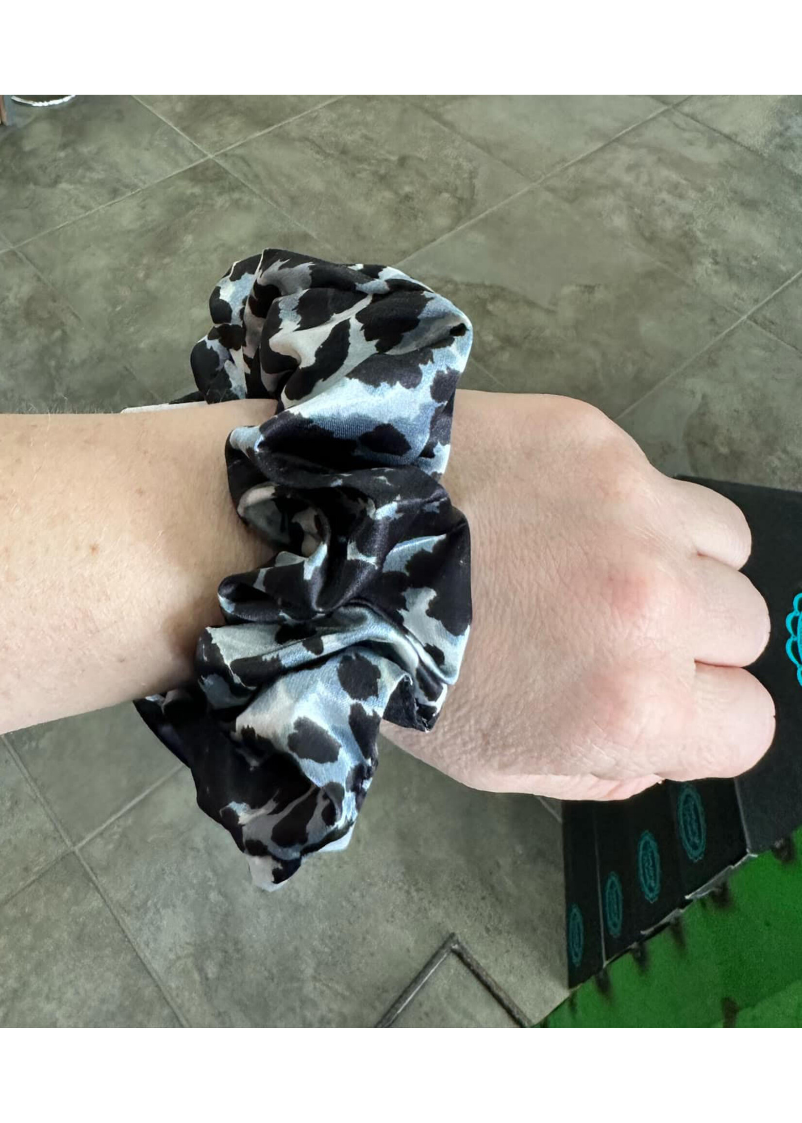 Sterling kreek Cow Town Scrunchie