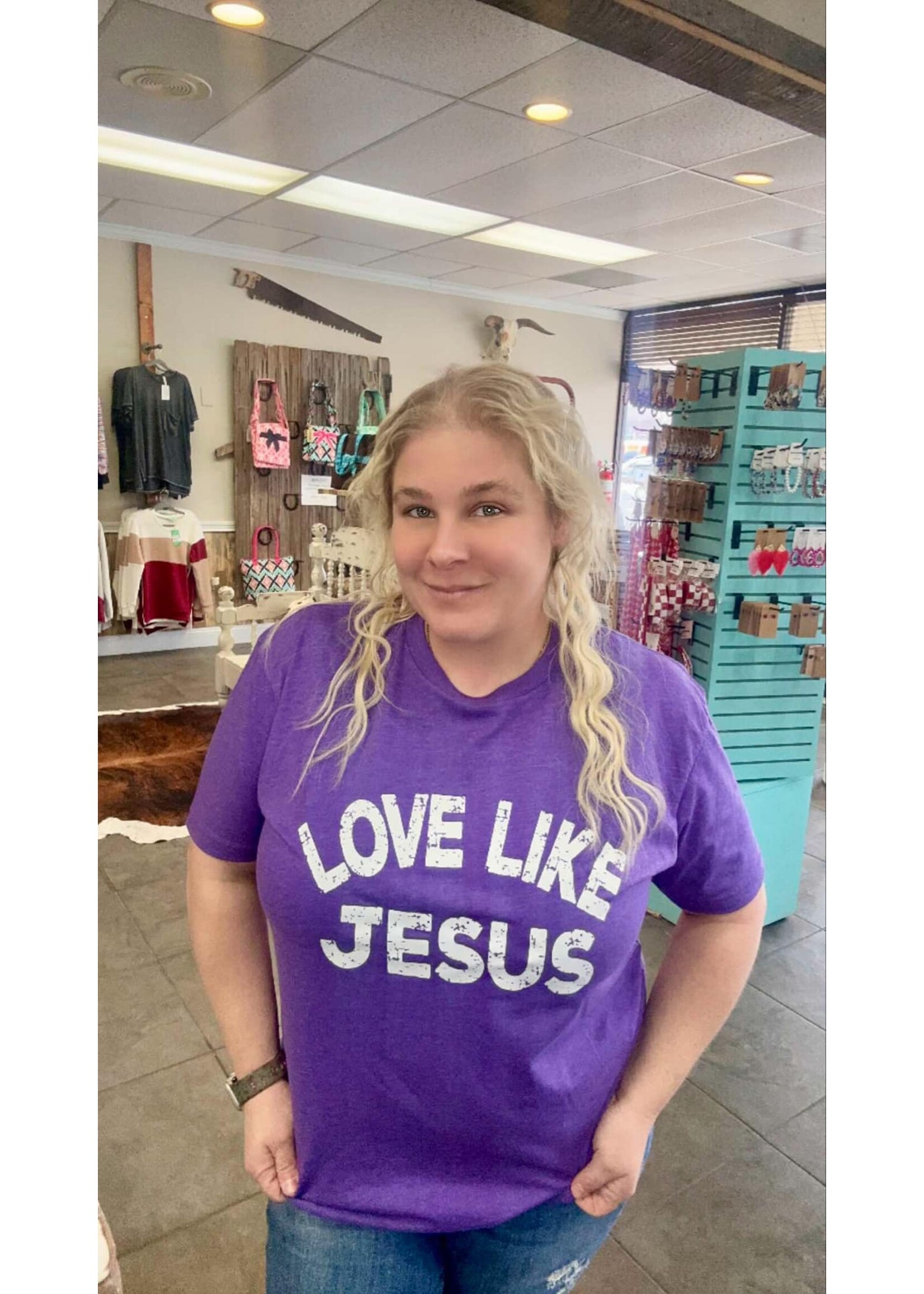Love Like Jesus Tee