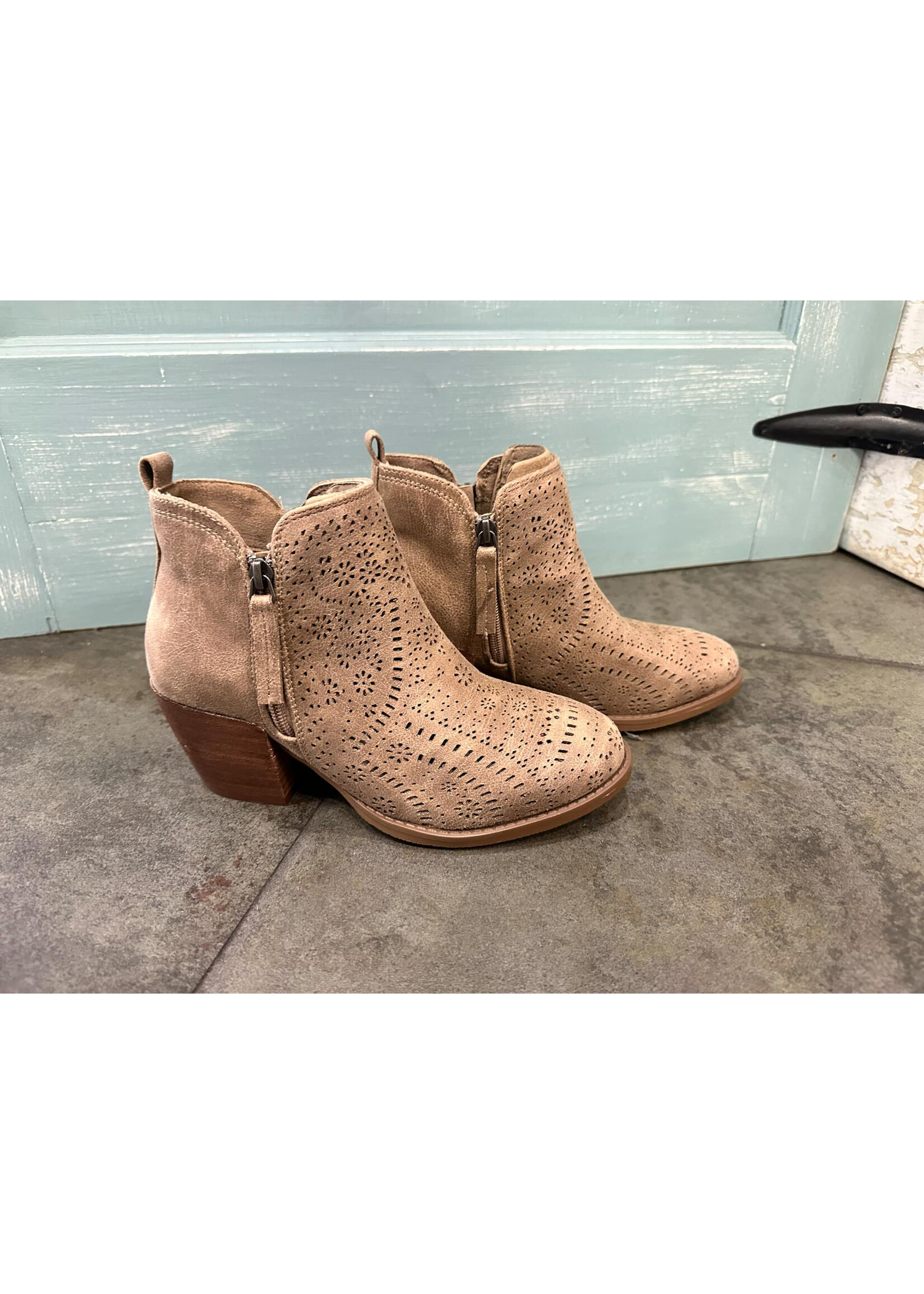 Very G Gwen Beige Booties
