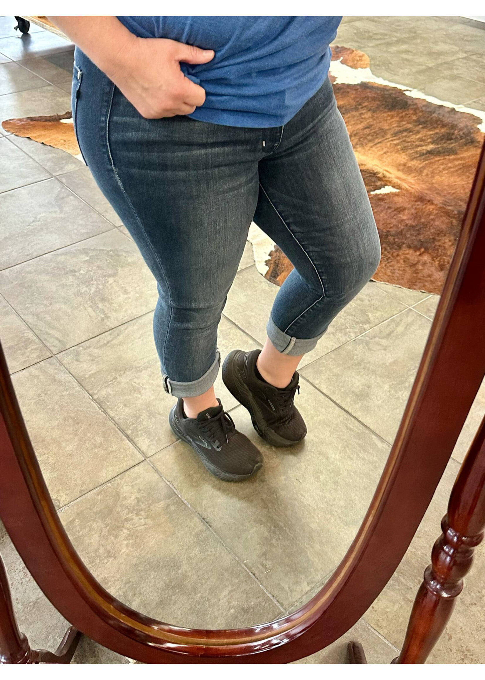 Judy Blue JB Dark Wash Cuffed Capri