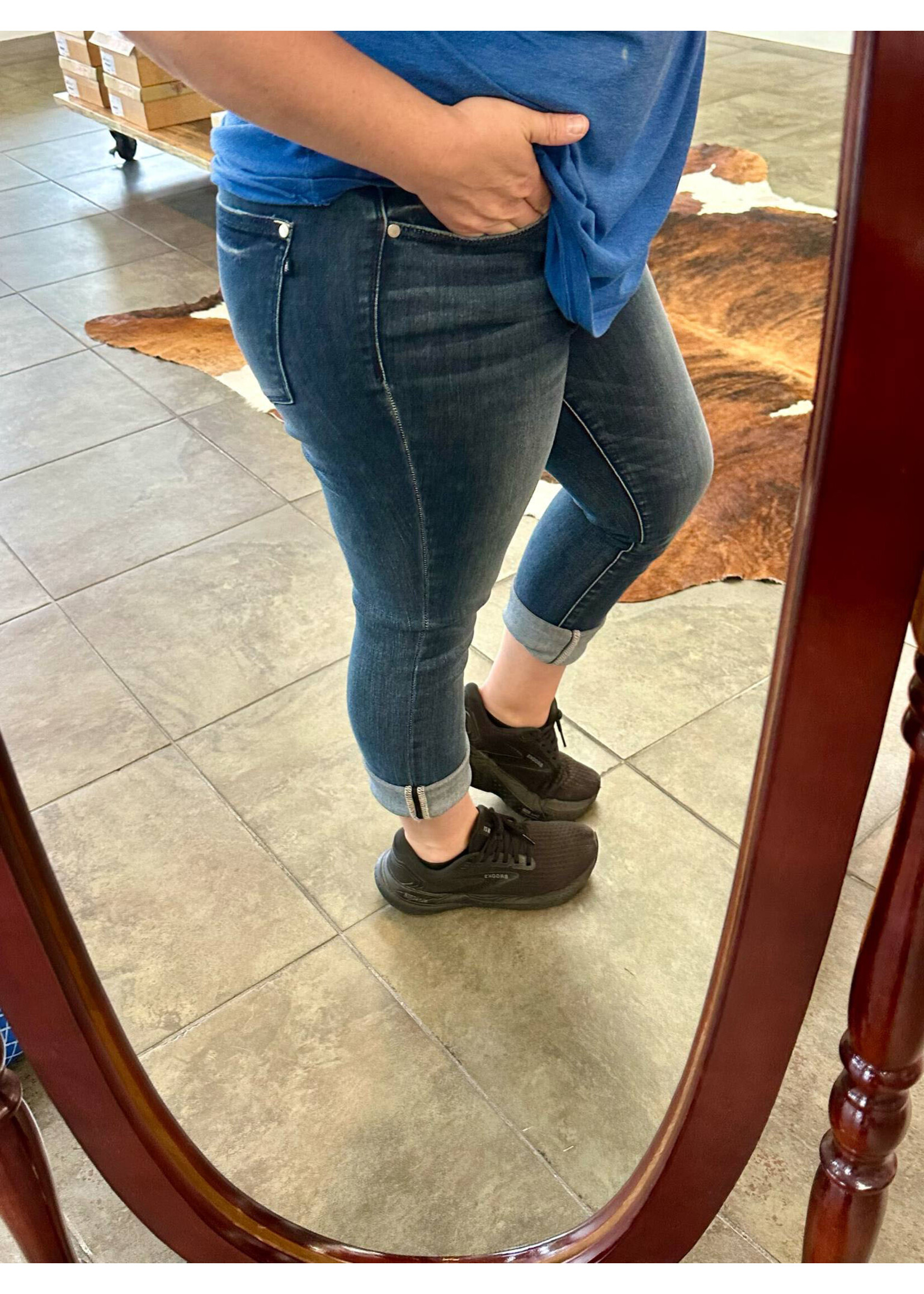 Judy Blue JB Dark Wash Cuffed Capri
