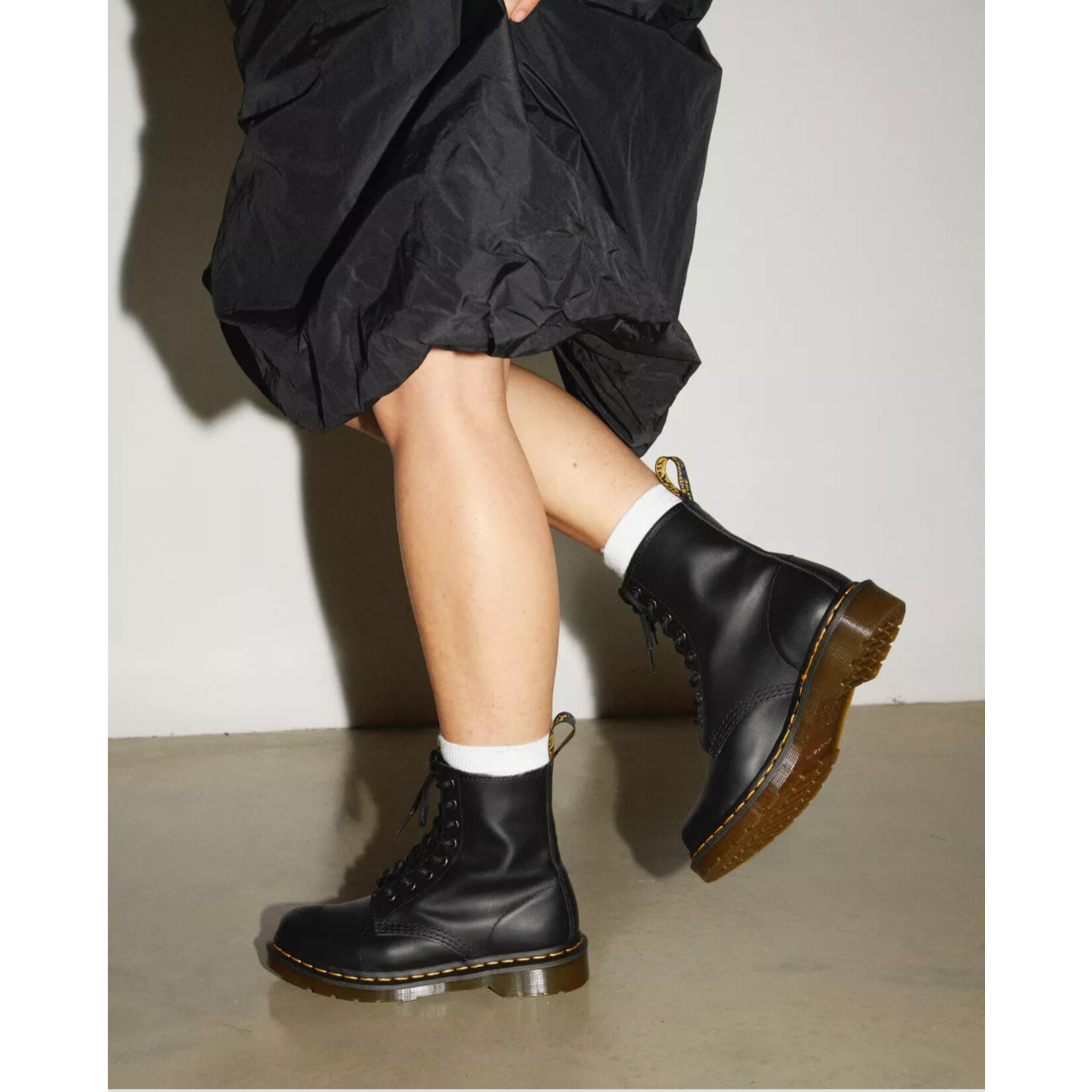 Dr martens 1460 w black nappa online