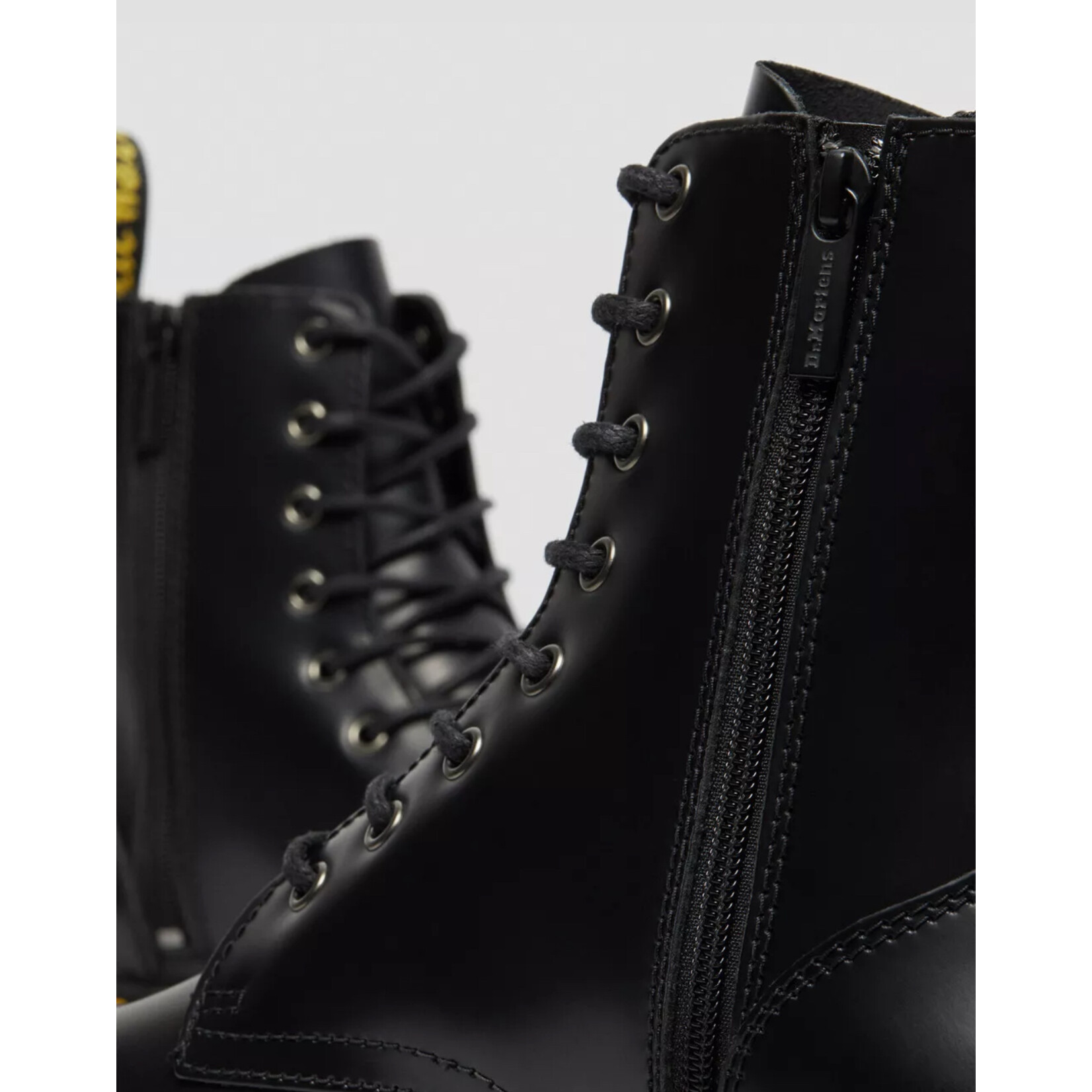 DOC MARTENS Jadon Polished Smooth