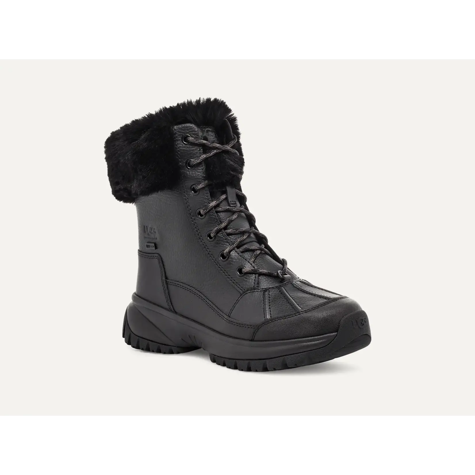 Ugg UGG 1112328 W Yose Fluff BLK