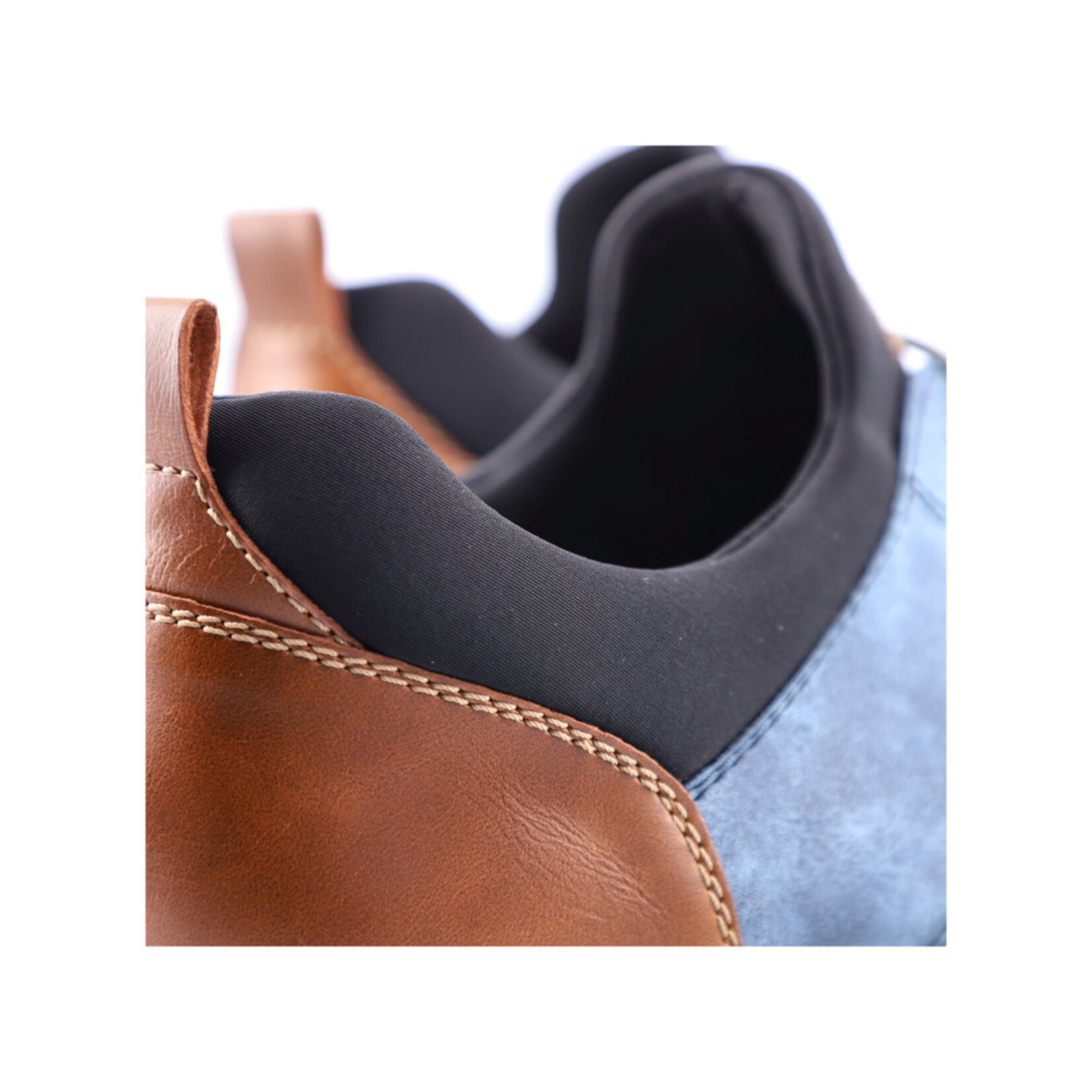 Rieker RIEKER 14450-14 Lace-Up (Contrast Sole)