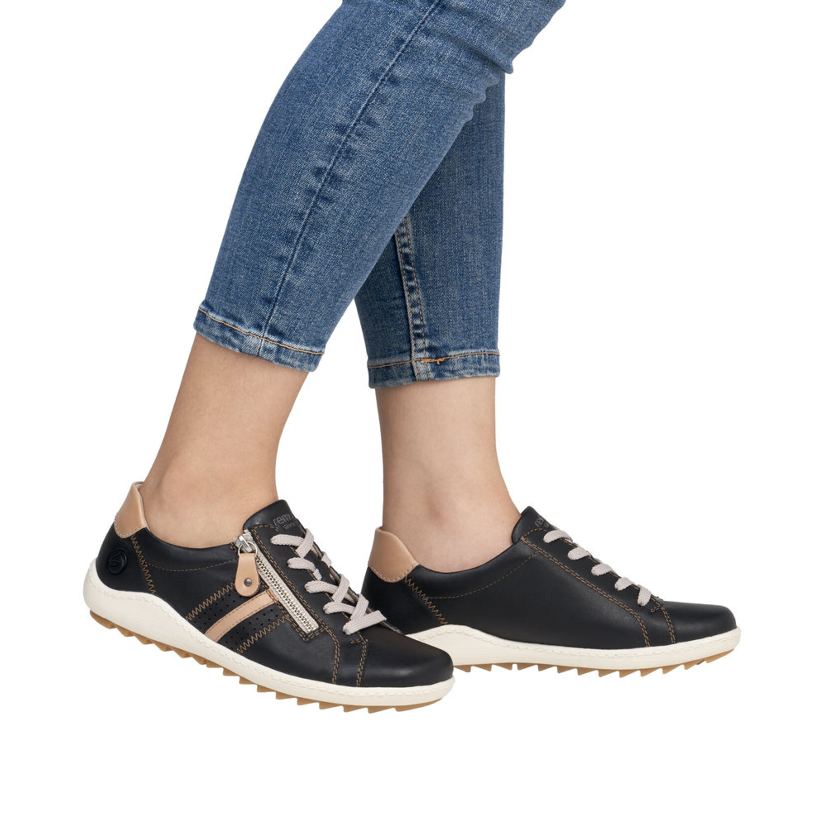REMONTE R1432-01 Lace-Up Sneaker
