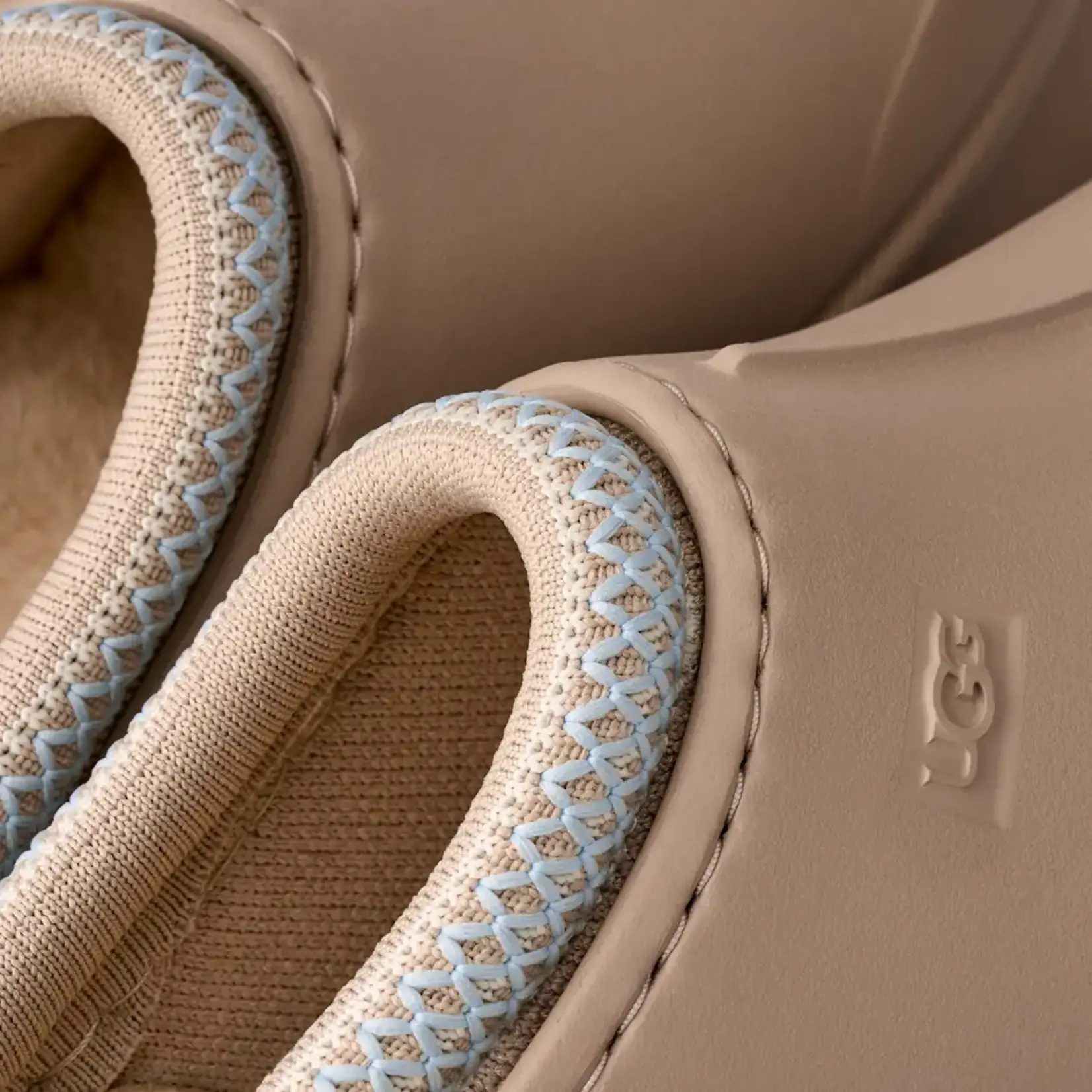 Ugg UGG Tazz Molded