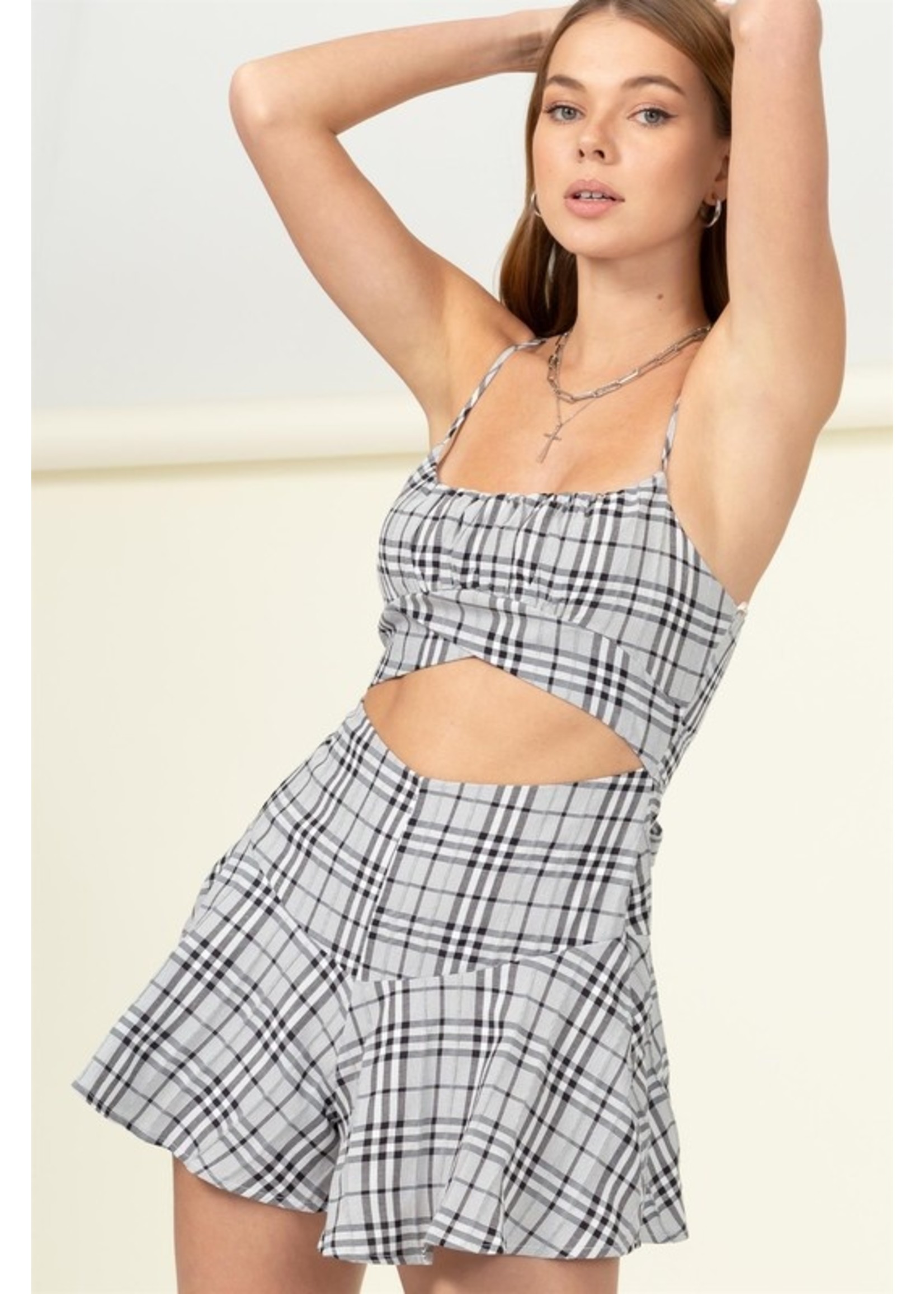 Checkered romper – Honeyandcub