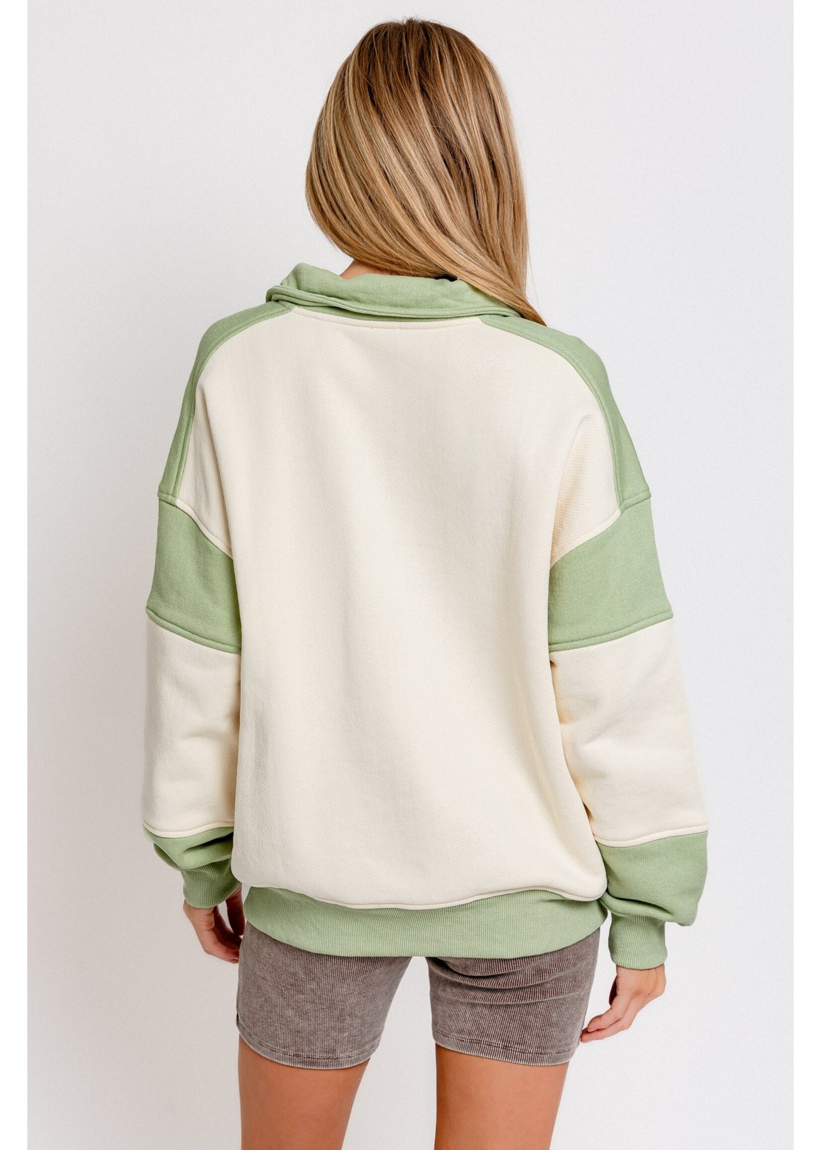 Le Lis Oversized Color Blocked Pull Over - ST9689