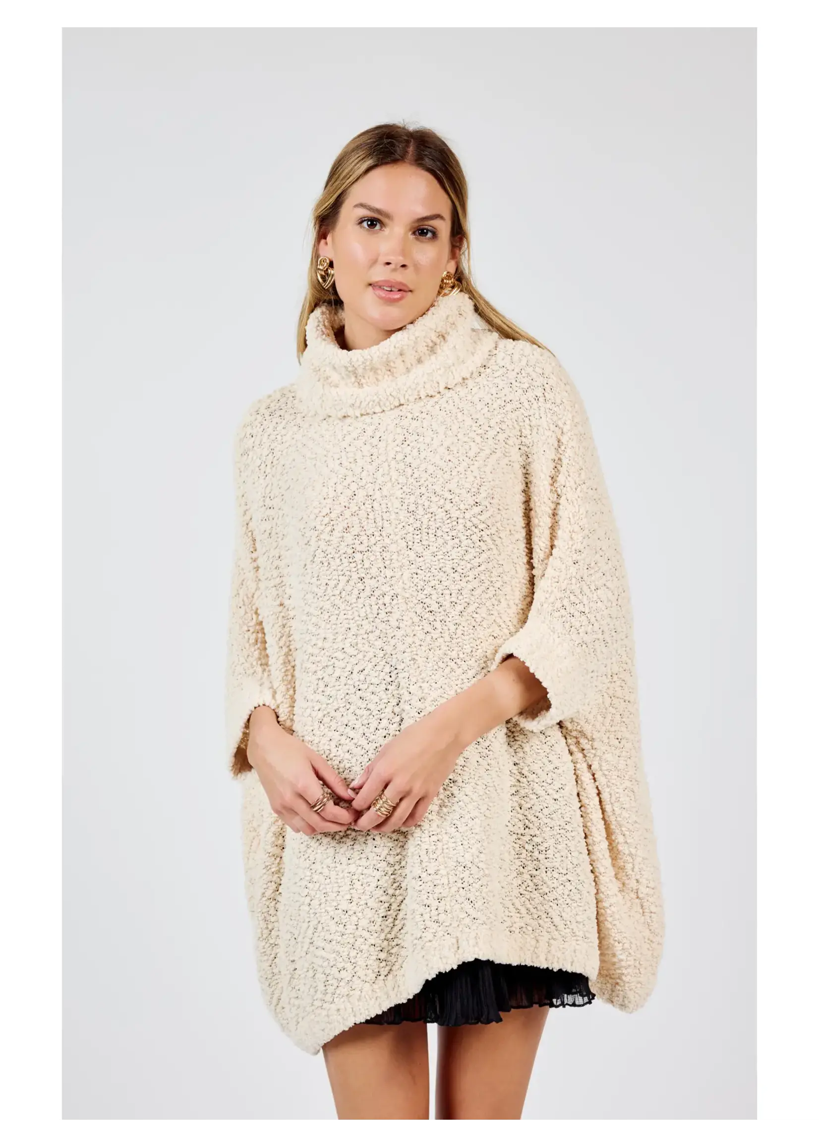 Sadie & Sage Kensi 3/4 Dolman Sleeve Turtleneck Sweater - AG4435