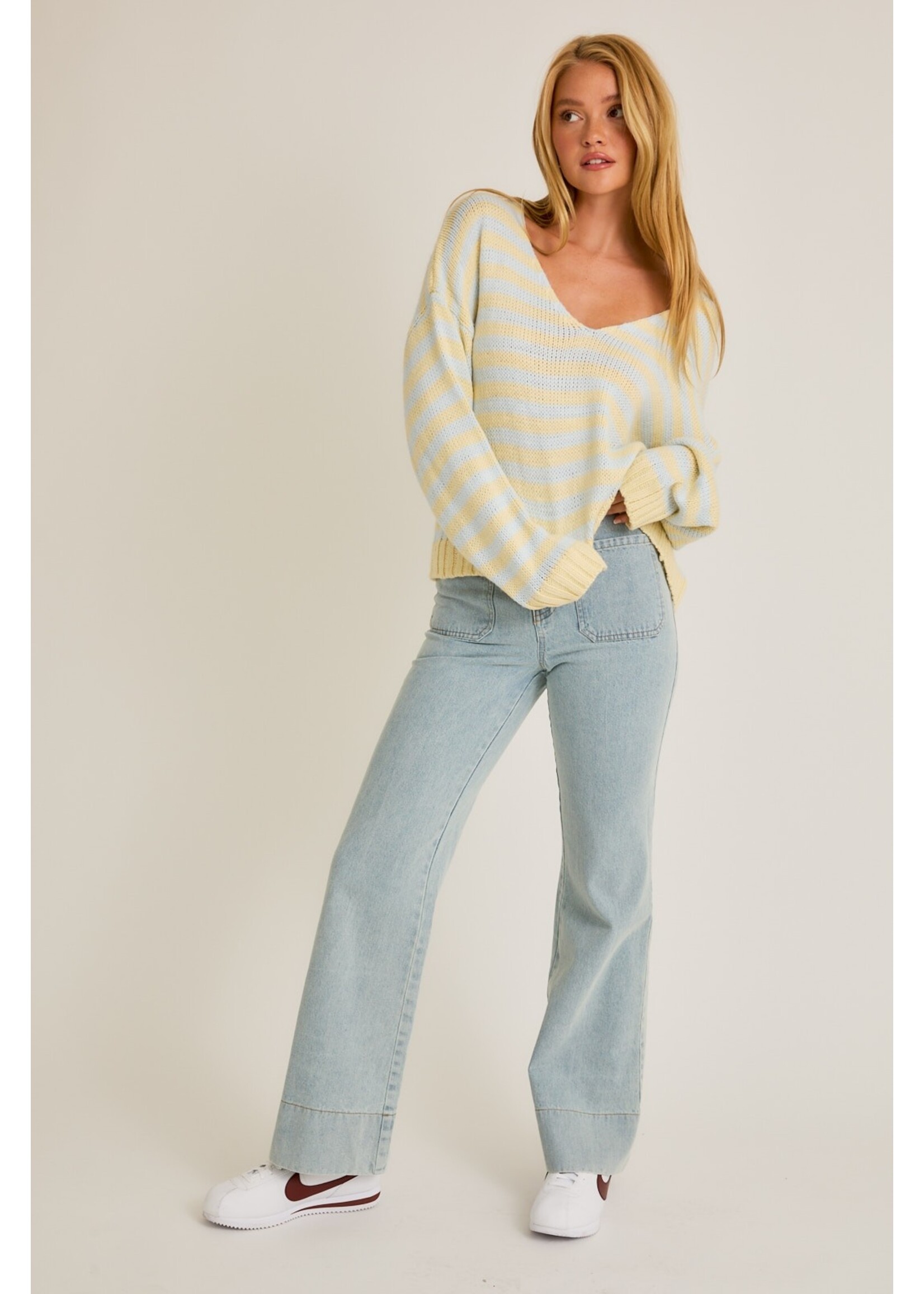 Le Lis V-Neck Long Sleeve Stripe Sweater Top - BWT1213
