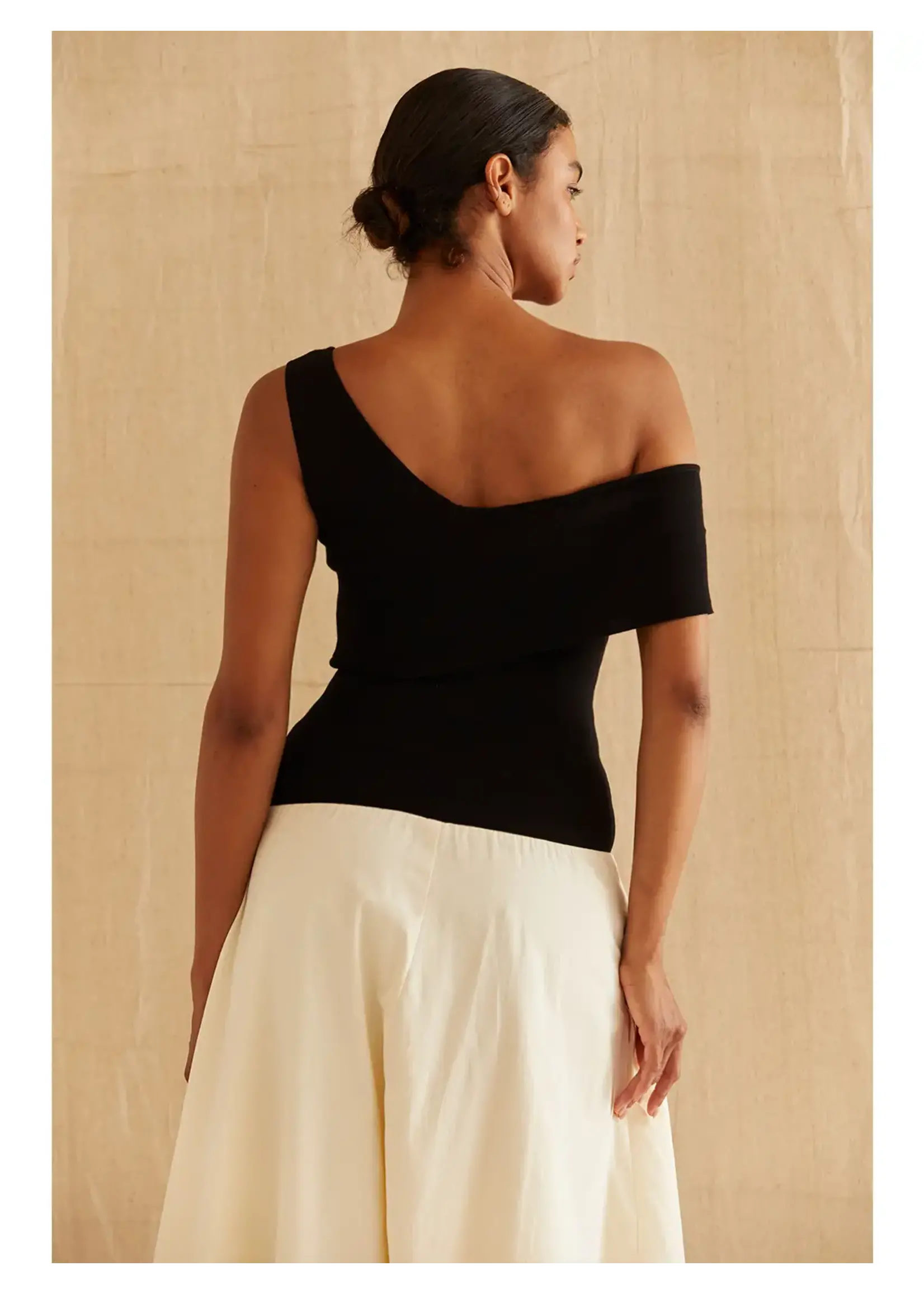 Crescent Samantha Contrast One Shoulder Midi Dress - CD9513