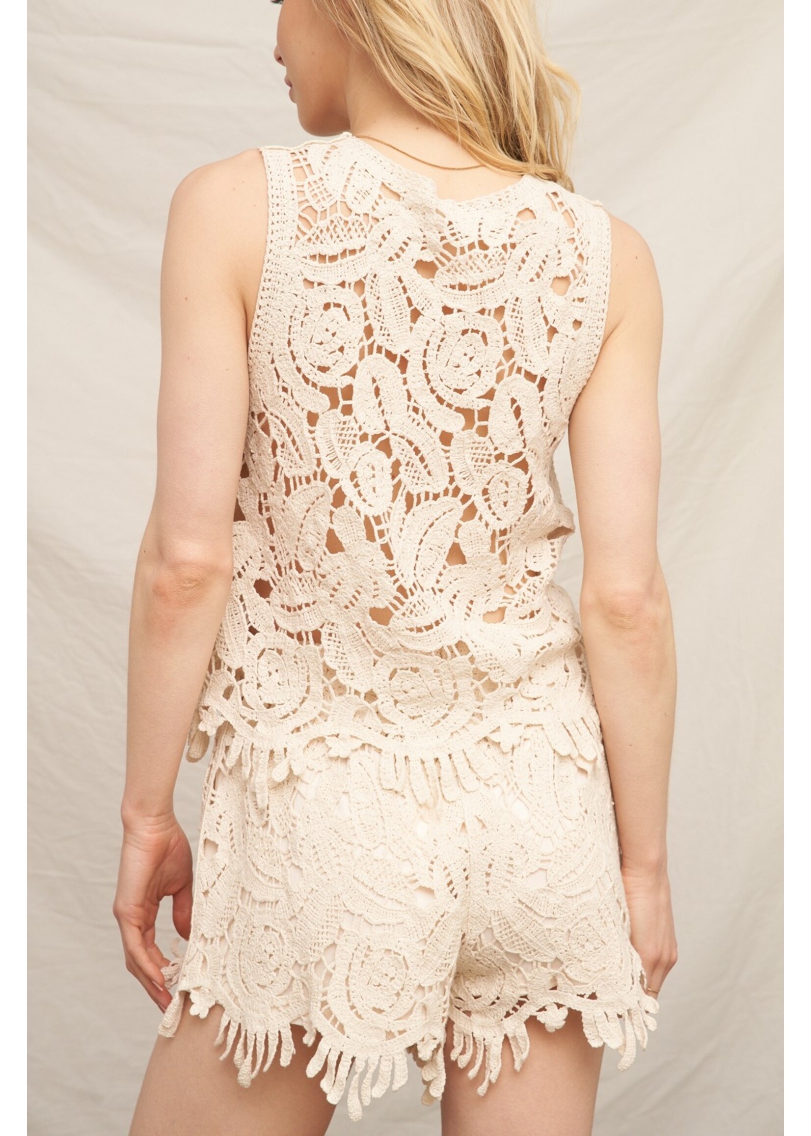 En Creme Crochet Scallop Tassel Set - WBKVJ3487BW