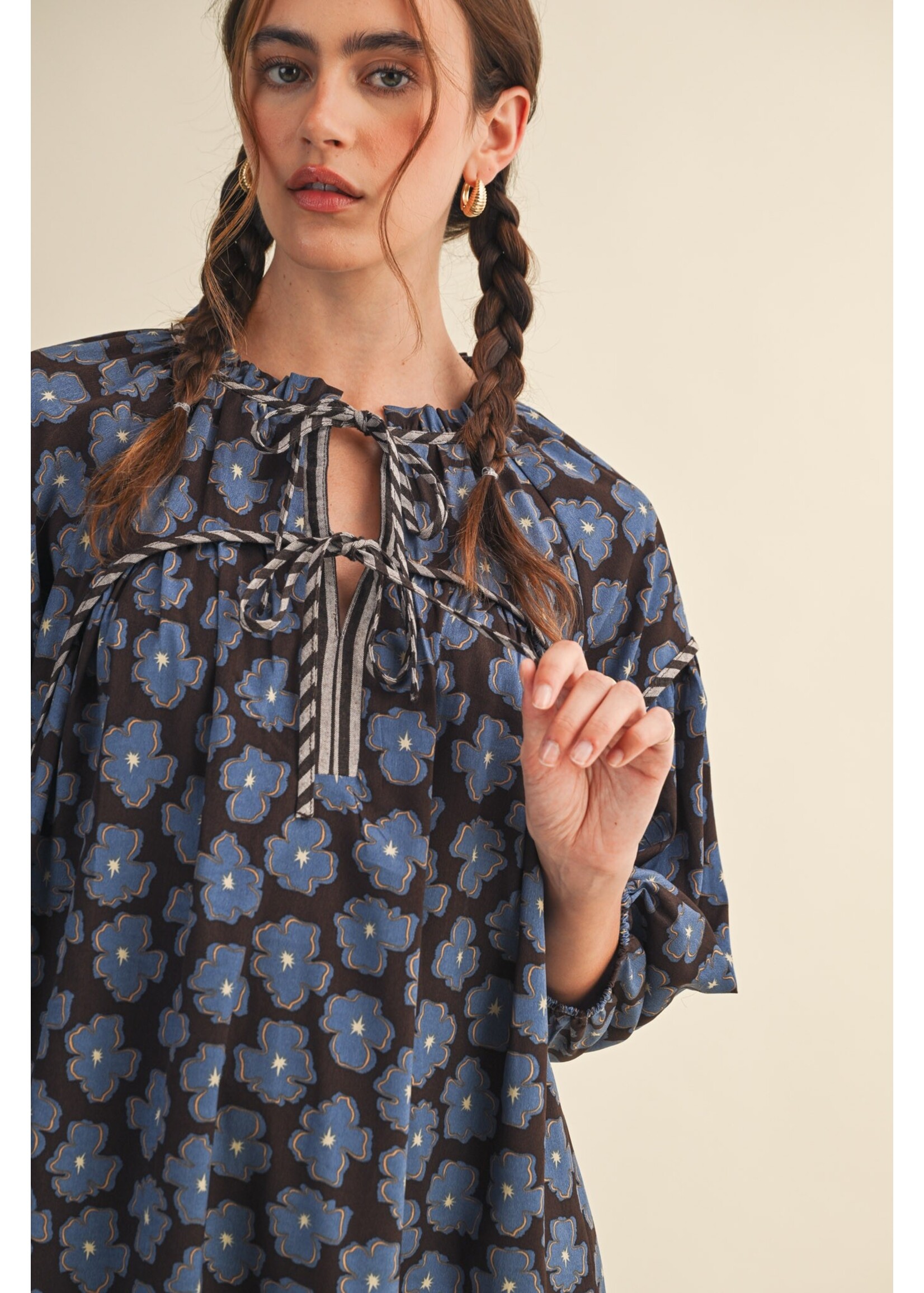 &Merci Contrast Binding Floral Mini Shift Dress - MDR4160