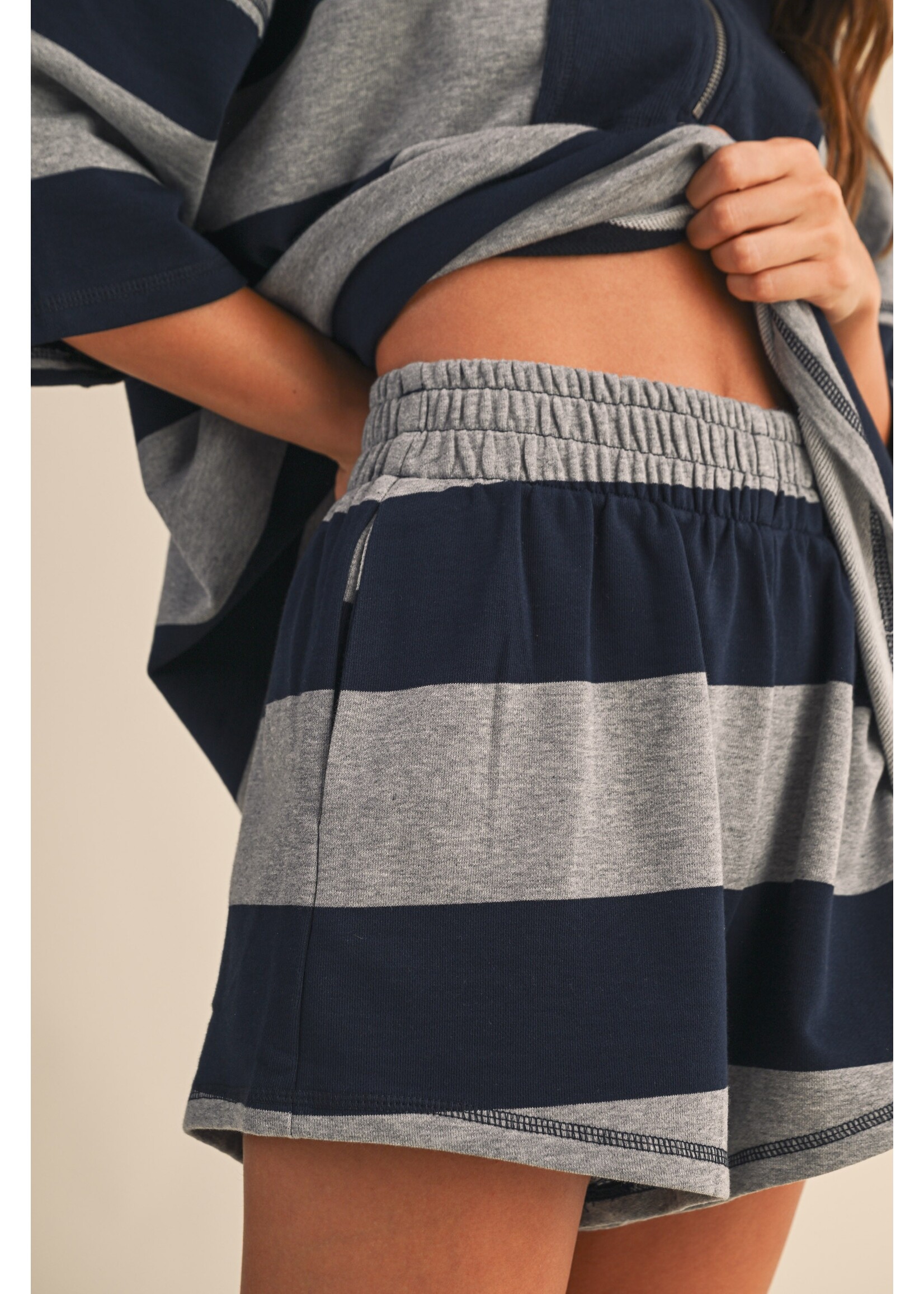 Klesis Striped Pattern Pull-On Top and Shorts Set - IST5983