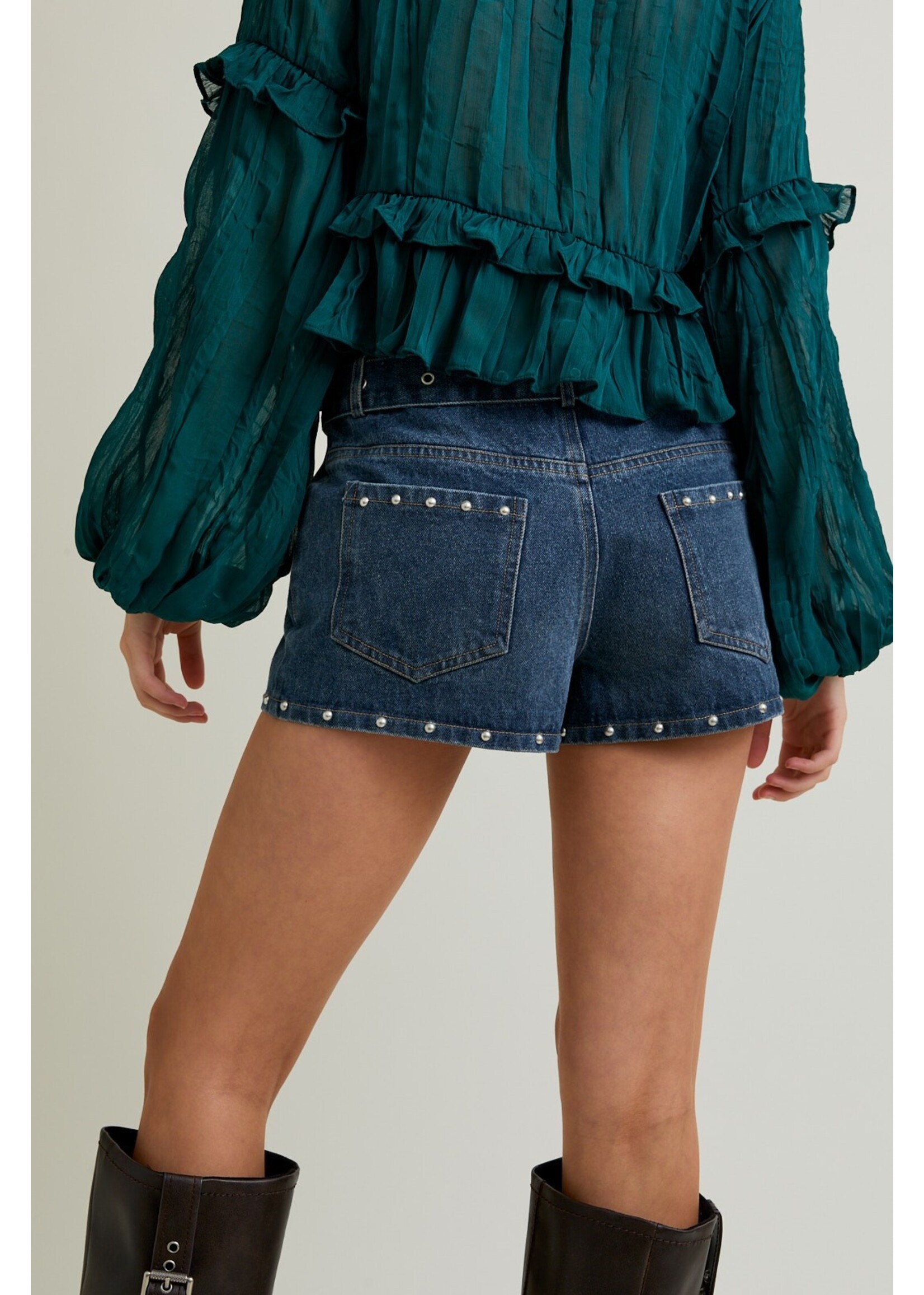 Le Lis Stud Detail Low Waist Shorts - SP3292