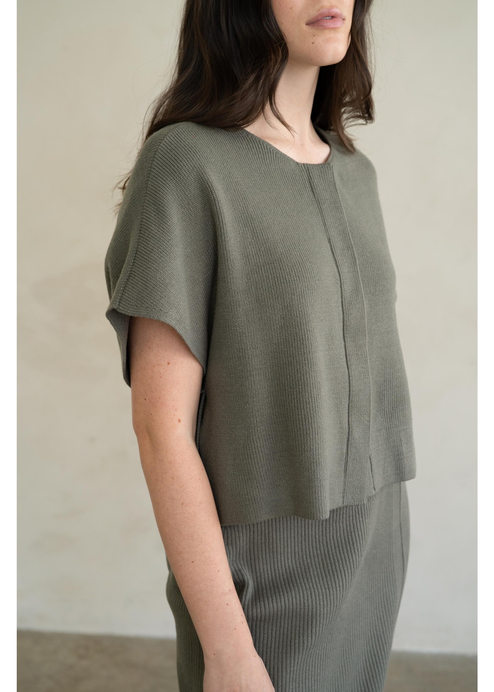 elle grey Hidden Button Closure Sleeveless Sweater Cardigan - 1629EJC