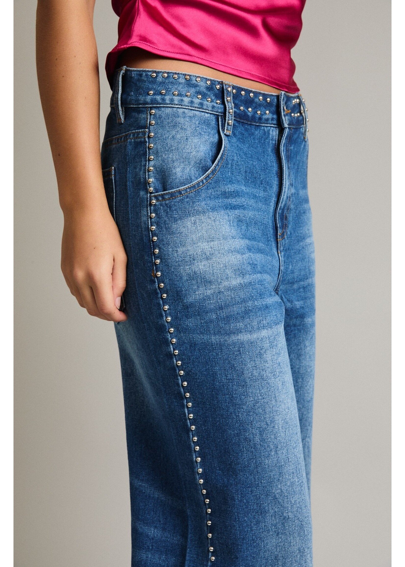 Le Lis Mid-Rise Denim Pants with Stud Detail - PP6653